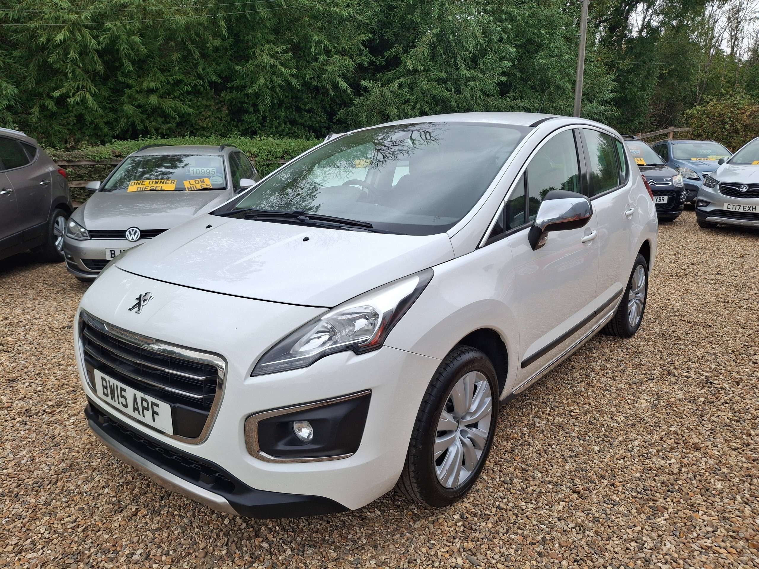 A 2015 PEUGEOT 3008 1.2 PureTech Active SUV 5dr Petrol Manual Euro 6 (s/s) (130 ps) A 2015 PEUGEOT 3008 1.2 PureTech Active SUV 5dr Petrol Manual Euro 6 (s/s) (130 ps)