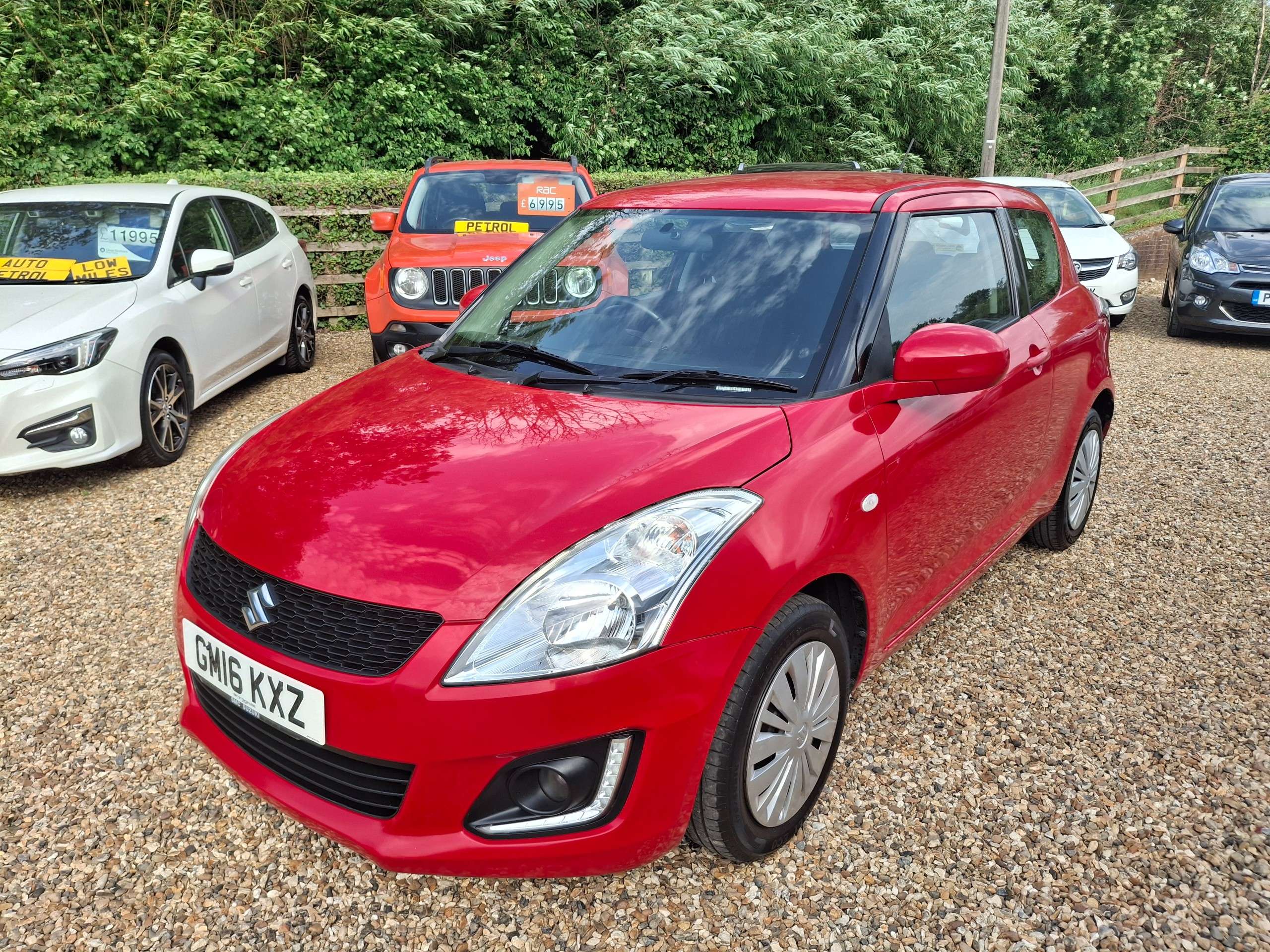 A 2016 SUZUKI SWIFT 1.2 SZ2 Hatchback 3dr Petrol Manual Euro 6 (94 ps) A 2016 SUZUKI SWIFT 1.2 SZ2 Hatchback 3dr Petrol Manual Euro 6 (94 ps)