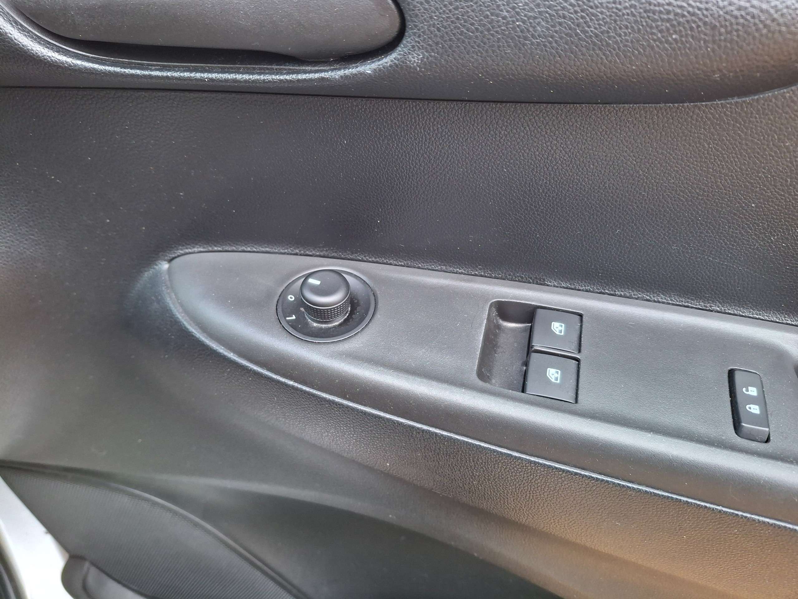 2015 VAUXHALL VIVA 2015 VAUXHALL VIVA