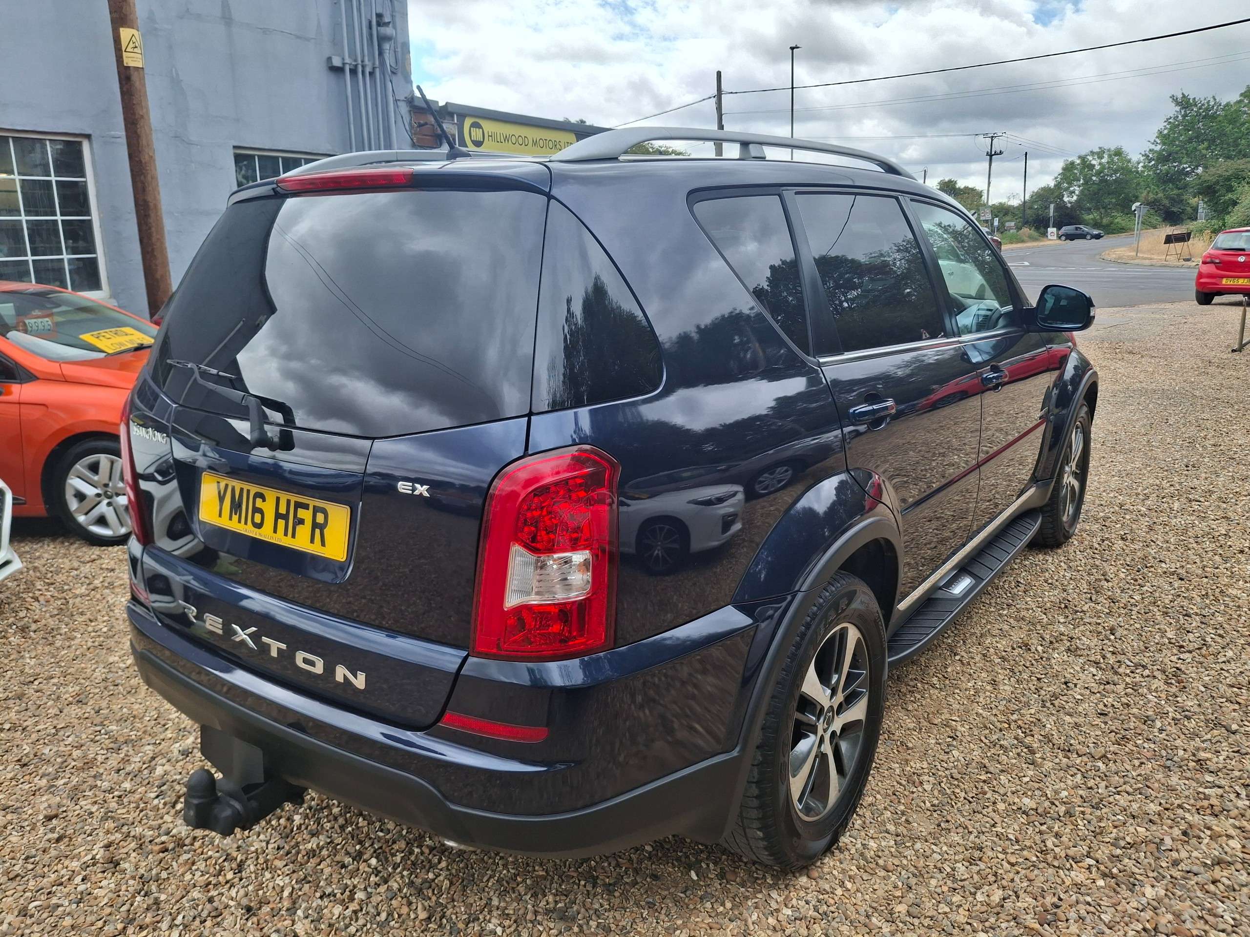 A 2016 SSANGYONG REXTON 2.0 e-XDi EX SUV 5dr Diesel T-Tronic 4WD Euro 5 (155 ps) A 2016 SSANGYONG REXTON 2.0 e-XDi EX SUV 5dr Diesel T-Tronic 4WD Euro 5 (155 ps)