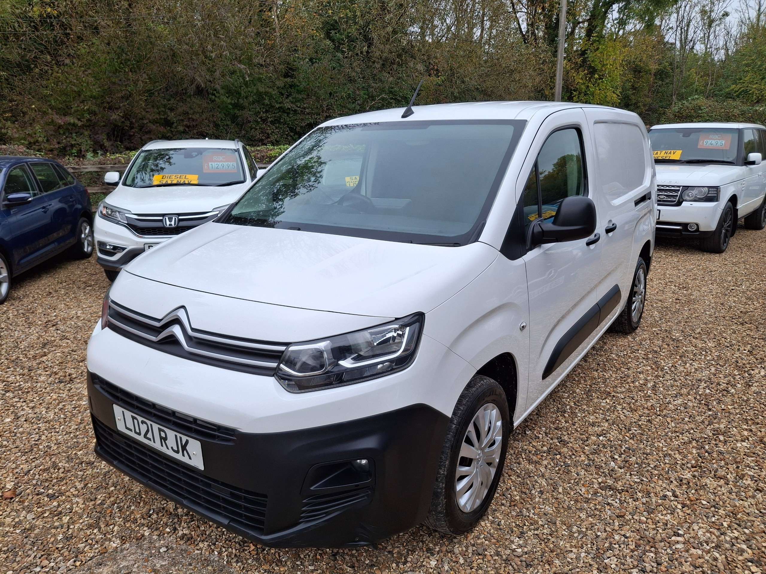 A 2021 CITROEN BERLINGO 1.5 BlueHDi 950 Enterprise XL Panel Van 6dr Diesel Manual LWB Euro 6 (s/s) (100 ps) A 2021 CITROEN BERLINGO 1.5 BlueHDi 950 Enterprise XL Panel Van 6dr Diesel Manual LWB Euro 6 (s/s) (100 ps)