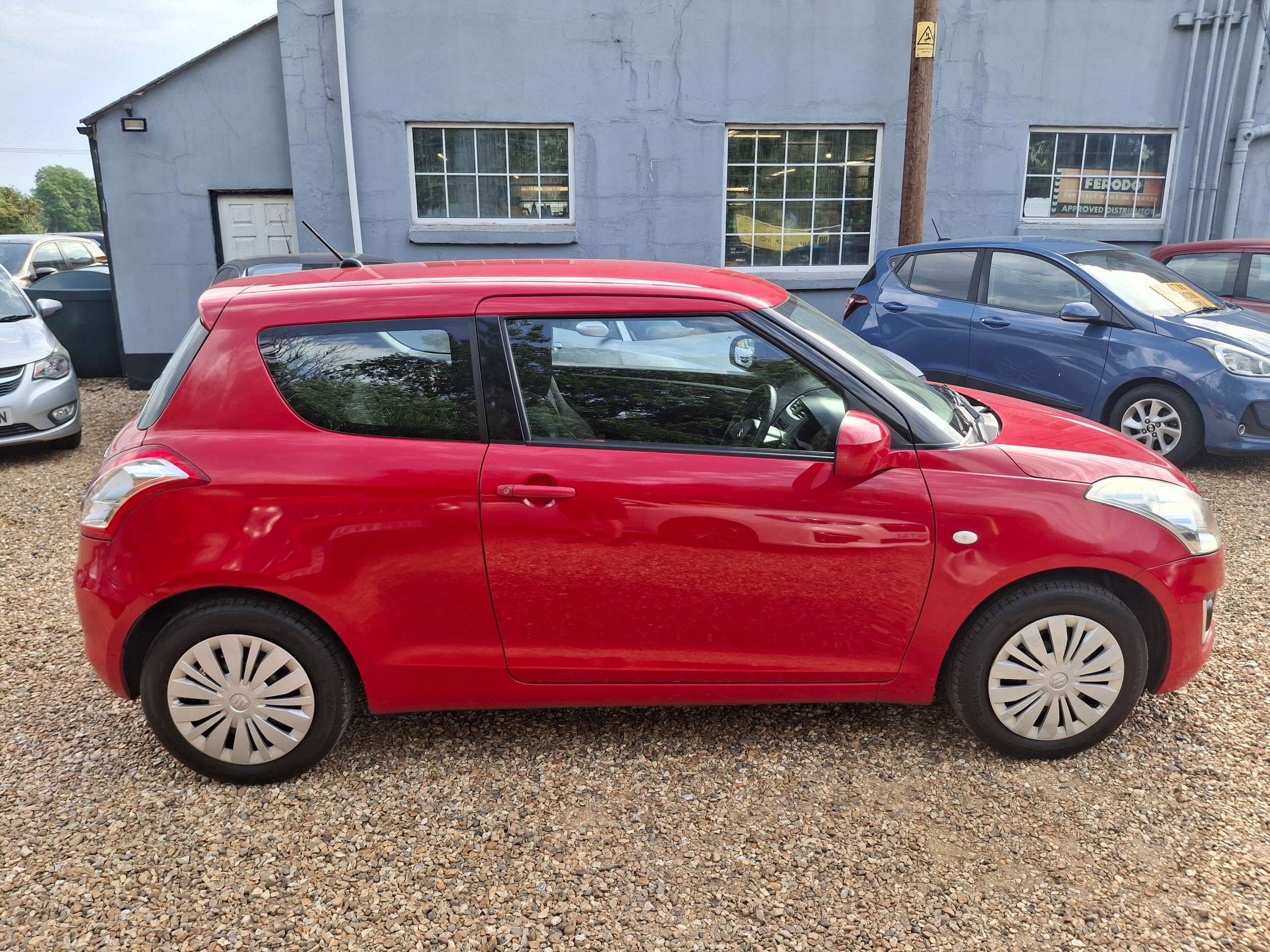 2016 SUZUKI SWIFT 2016 SUZUKI SWIFT