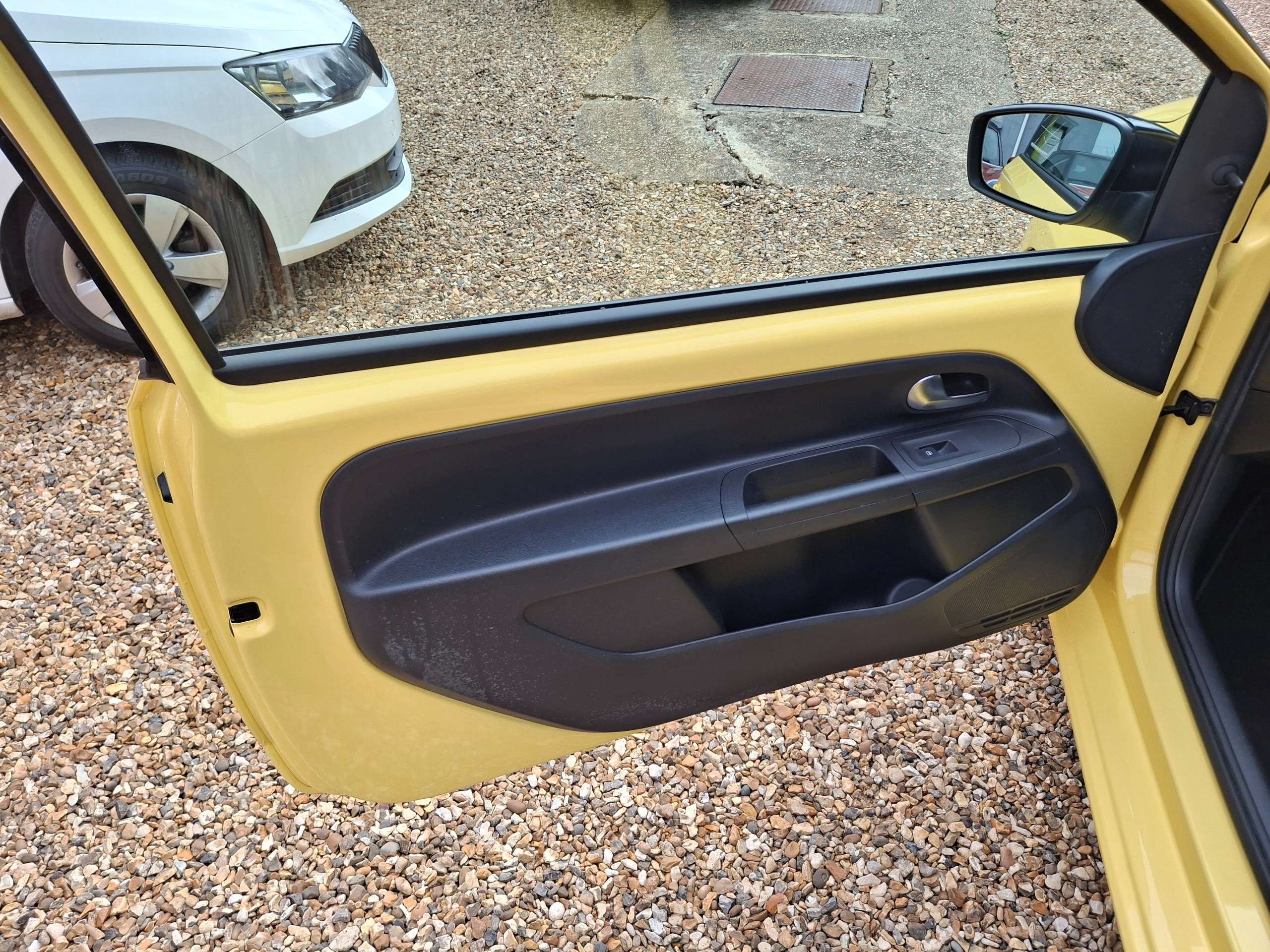 2016 VOLKSWAGEN UP! 2016 VOLKSWAGEN UP!