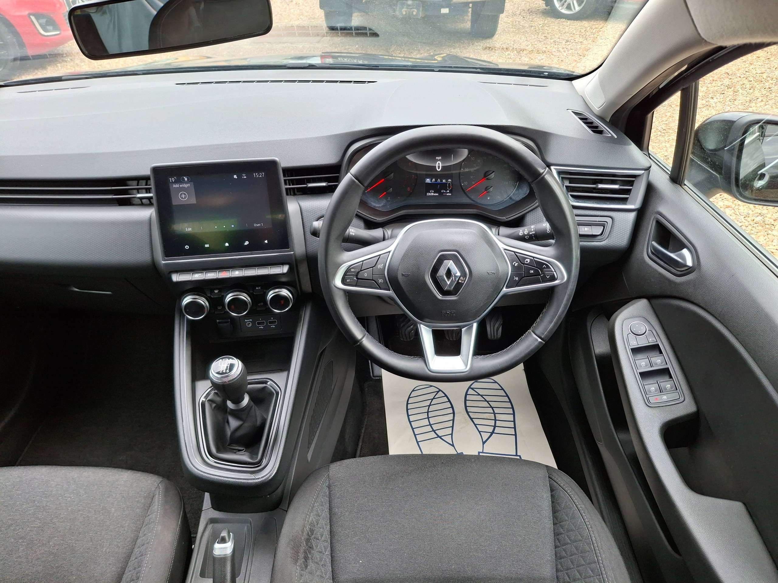 2022 RENAULT CLIO 2022 RENAULT CLIO