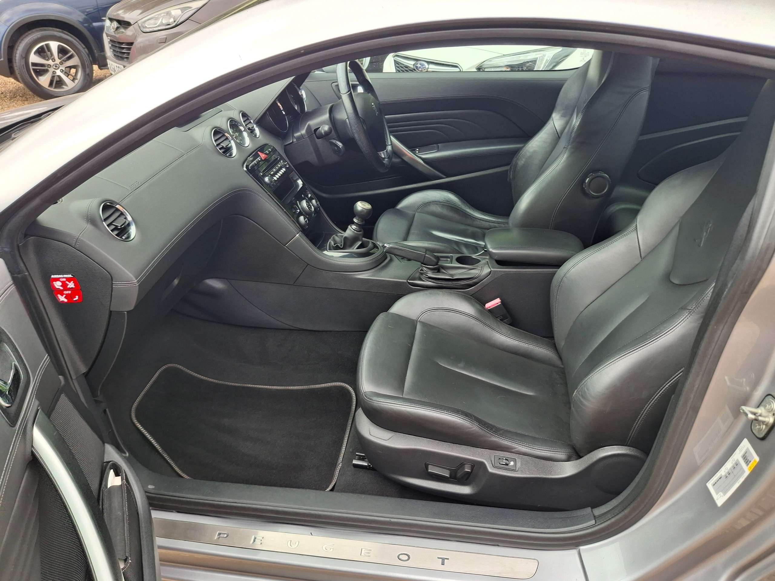 2013 PEUGEOT RCZ 2013 PEUGEOT RCZ
