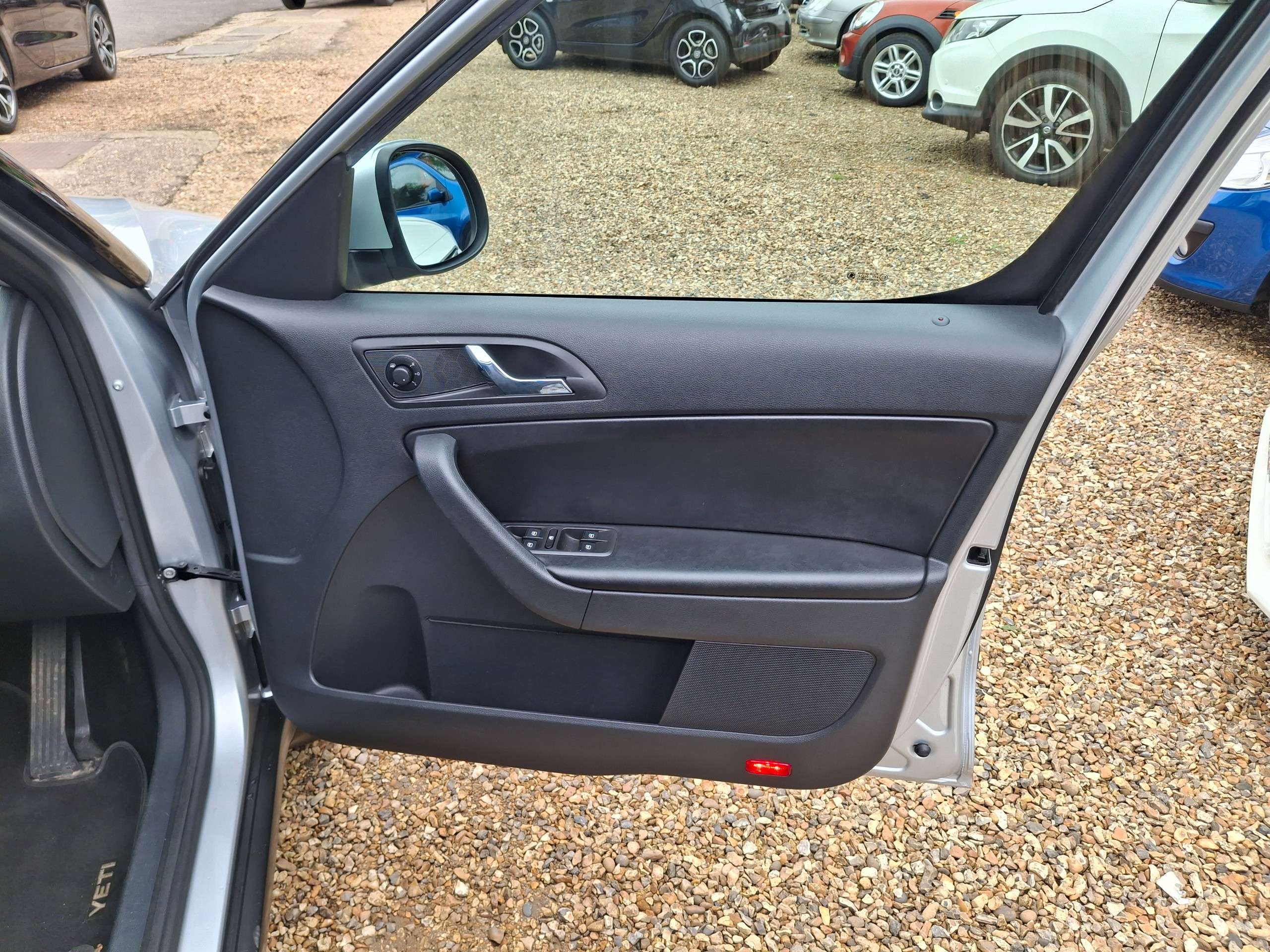 2014 SKODA YETI 2014 SKODA YETI