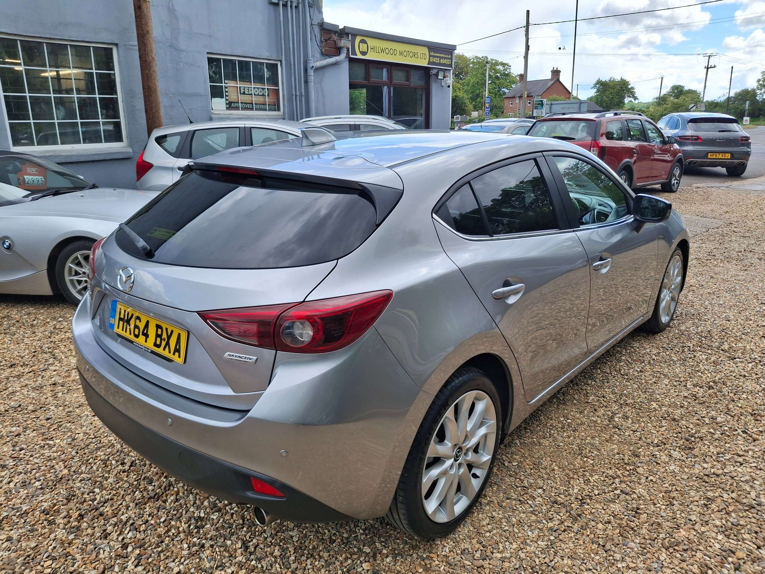A 2015 MAZDA 3 2.0 SKYACTIV-G Sport Nav Hatchback 5dr Petrol Auto Euro 5 (s/s) (120 ps) A 2015 MAZDA 3 2.0 SKYACTIV-G Sport Nav Hatchback 5dr Petrol Auto Euro 5 (s/s) (120 ps)