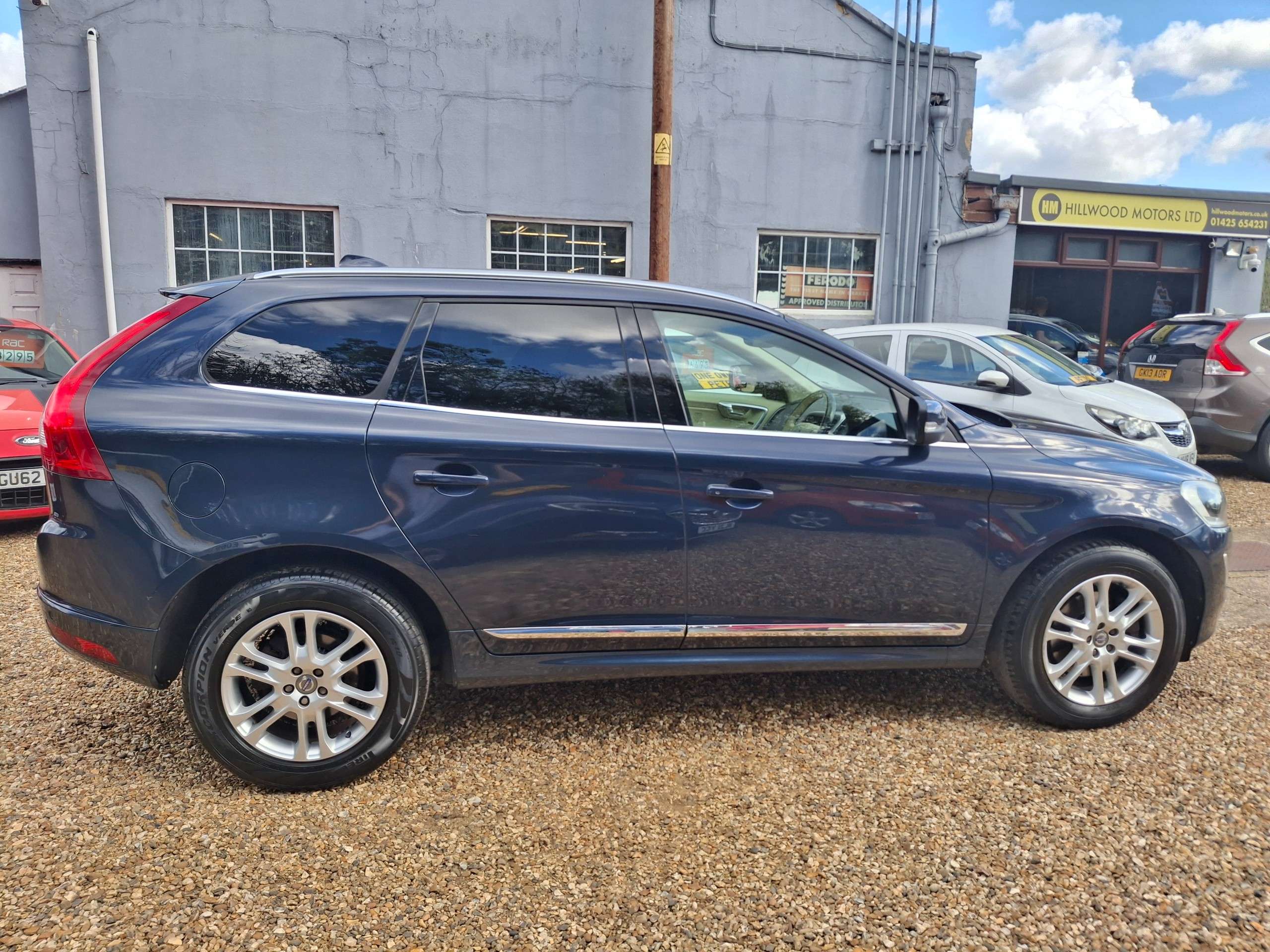 2014 VOLVO XC60 2014 VOLVO XC60