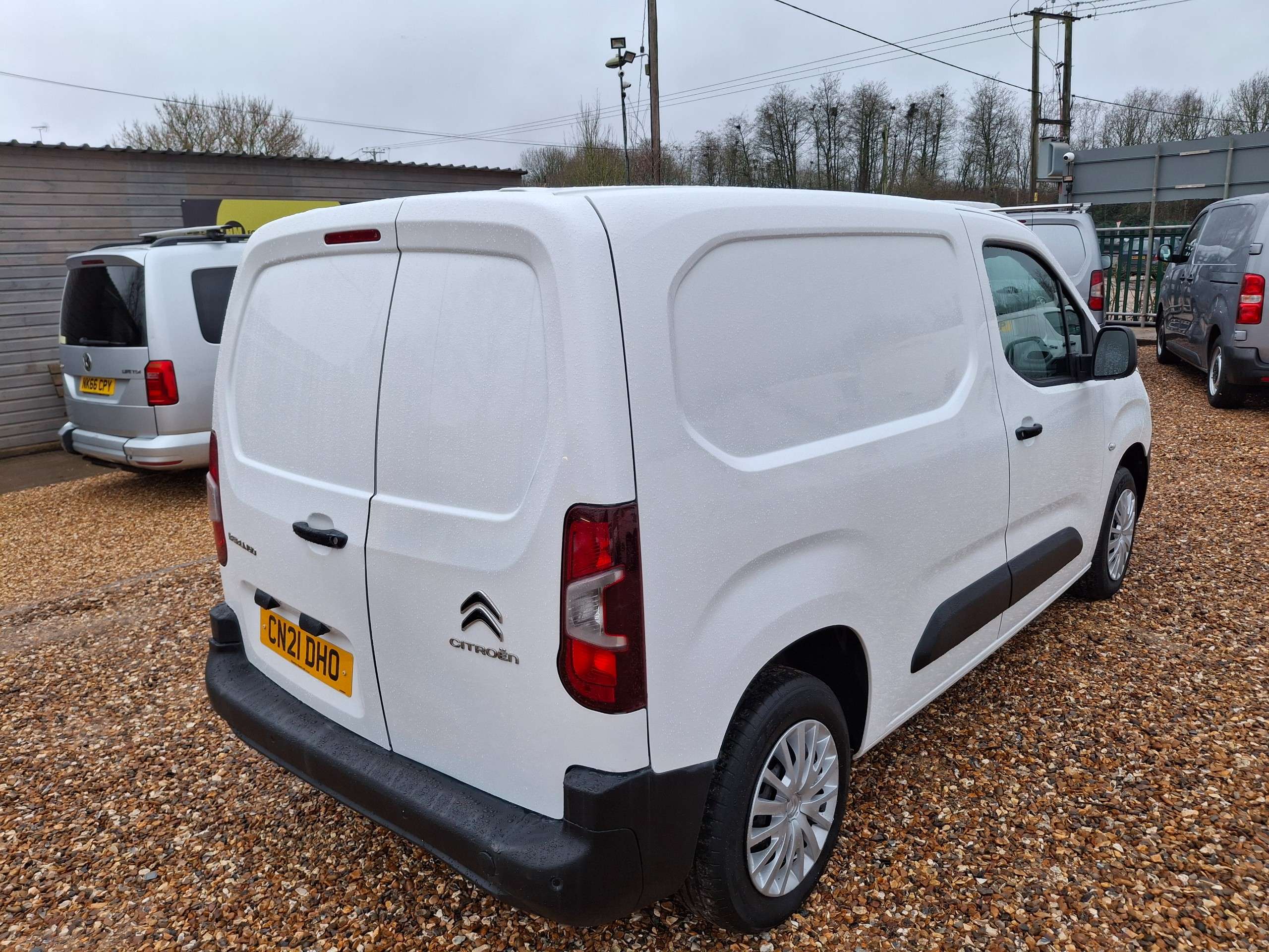 A 2021 CITROEN BERLINGO 1.5 BlueHDi 650 Enterprise M Panel Van 5dr Diesel Manual SWB Euro 6 (s/s) (75 ps) A 2021 CITROEN BERLINGO 1.5 BlueHDi 650 Enterprise M Panel Van 5dr Diesel Manual SWB Euro 6 (s/s) (75 ps)