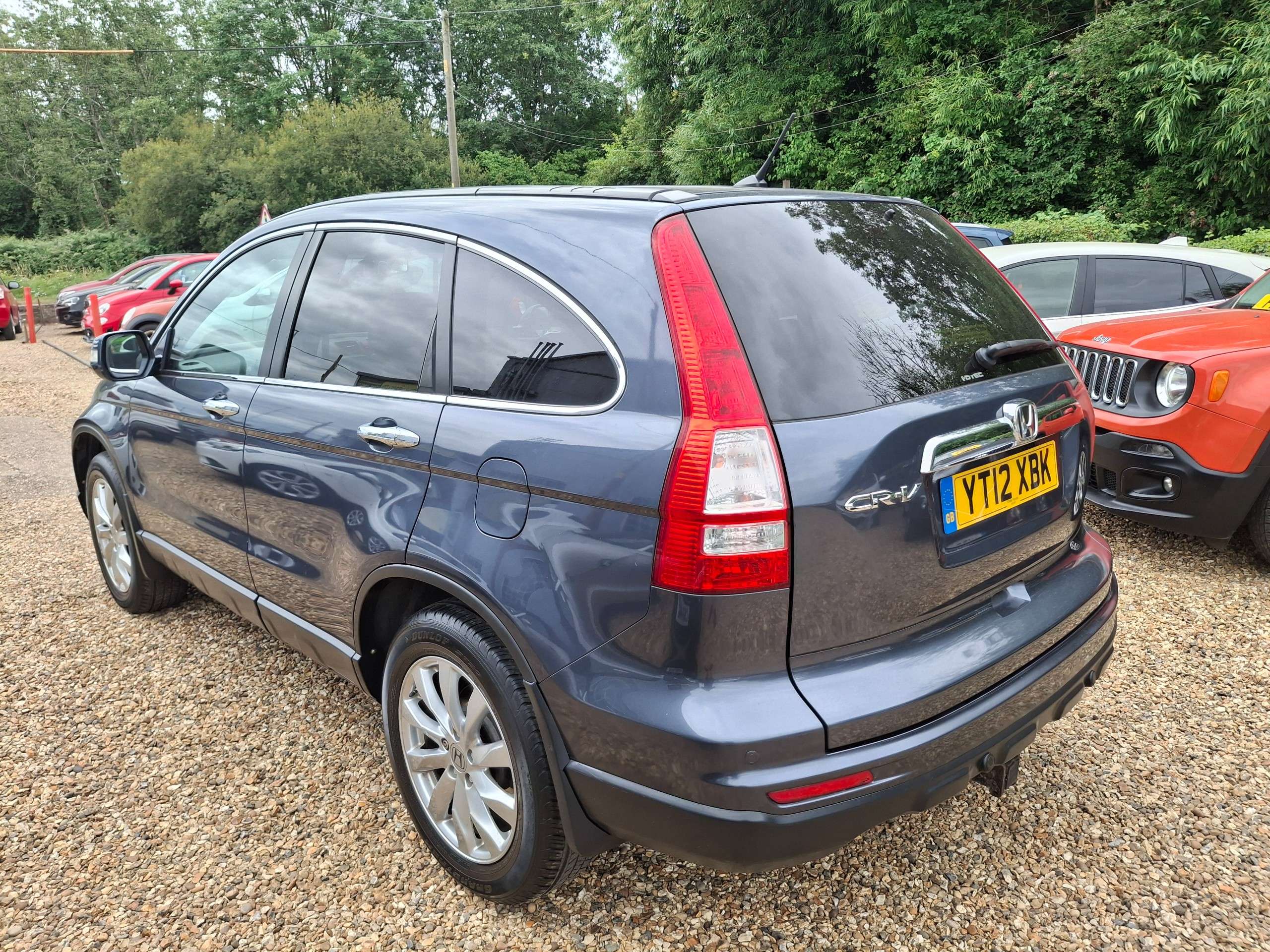 A 2012 HONDA CR-V 2.2 i-DTEC ES SUV 5dr Diesel Manual 4WD Euro 5 (150 ps) A 2012 HONDA CR-V 2.2 i-DTEC ES SUV 5dr Diesel Manual 4WD Euro 5 (150 ps)
