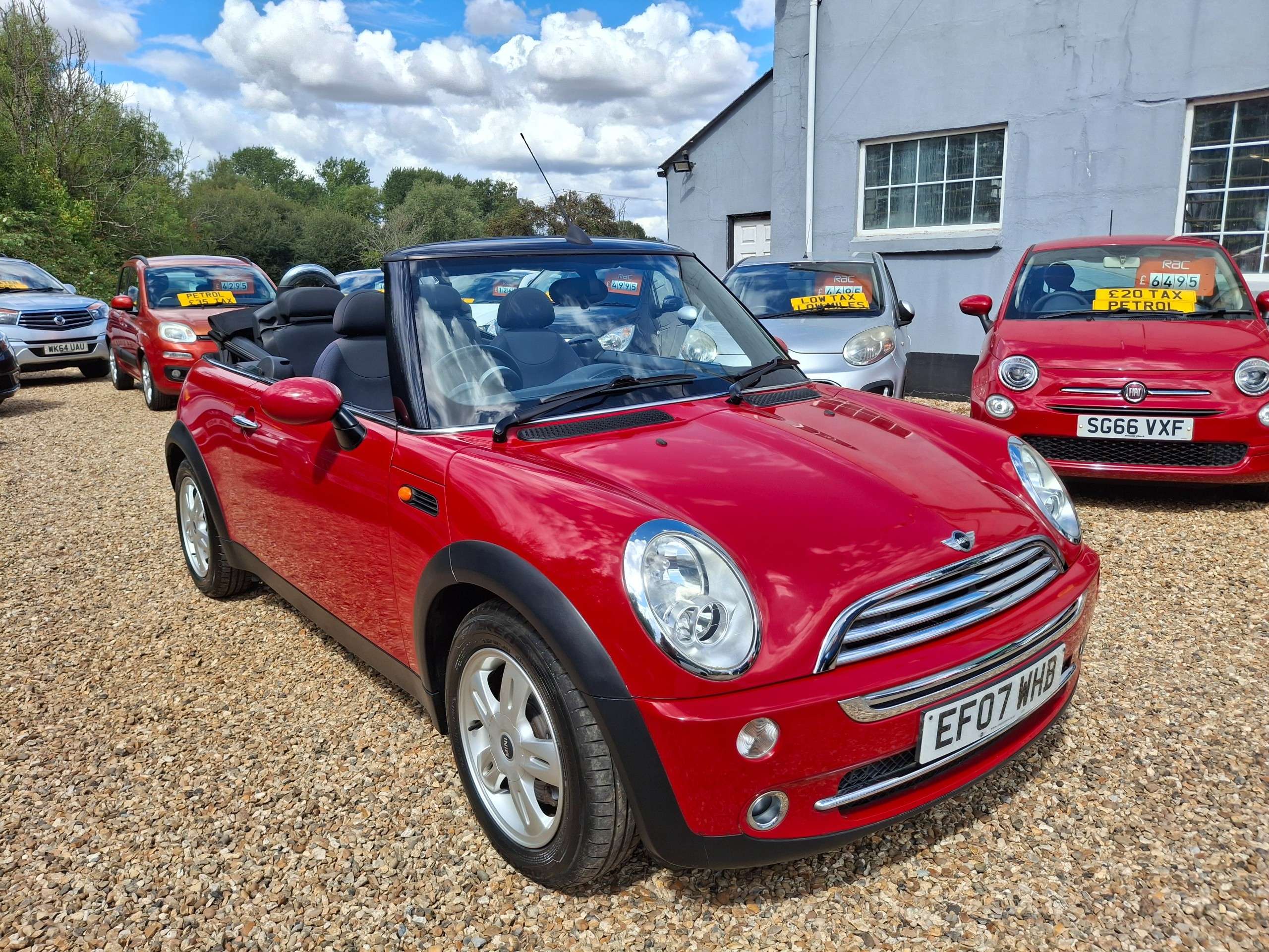 A 2007 MINI CONVERTIBLE 1.6 Cooper Convertible 2dr Petrol Manual Euro 3 (115 ps) A 2007 MINI CONVERTIBLE 1.6 Cooper Convertible 2dr Petrol Manual Euro 3 (115 ps)