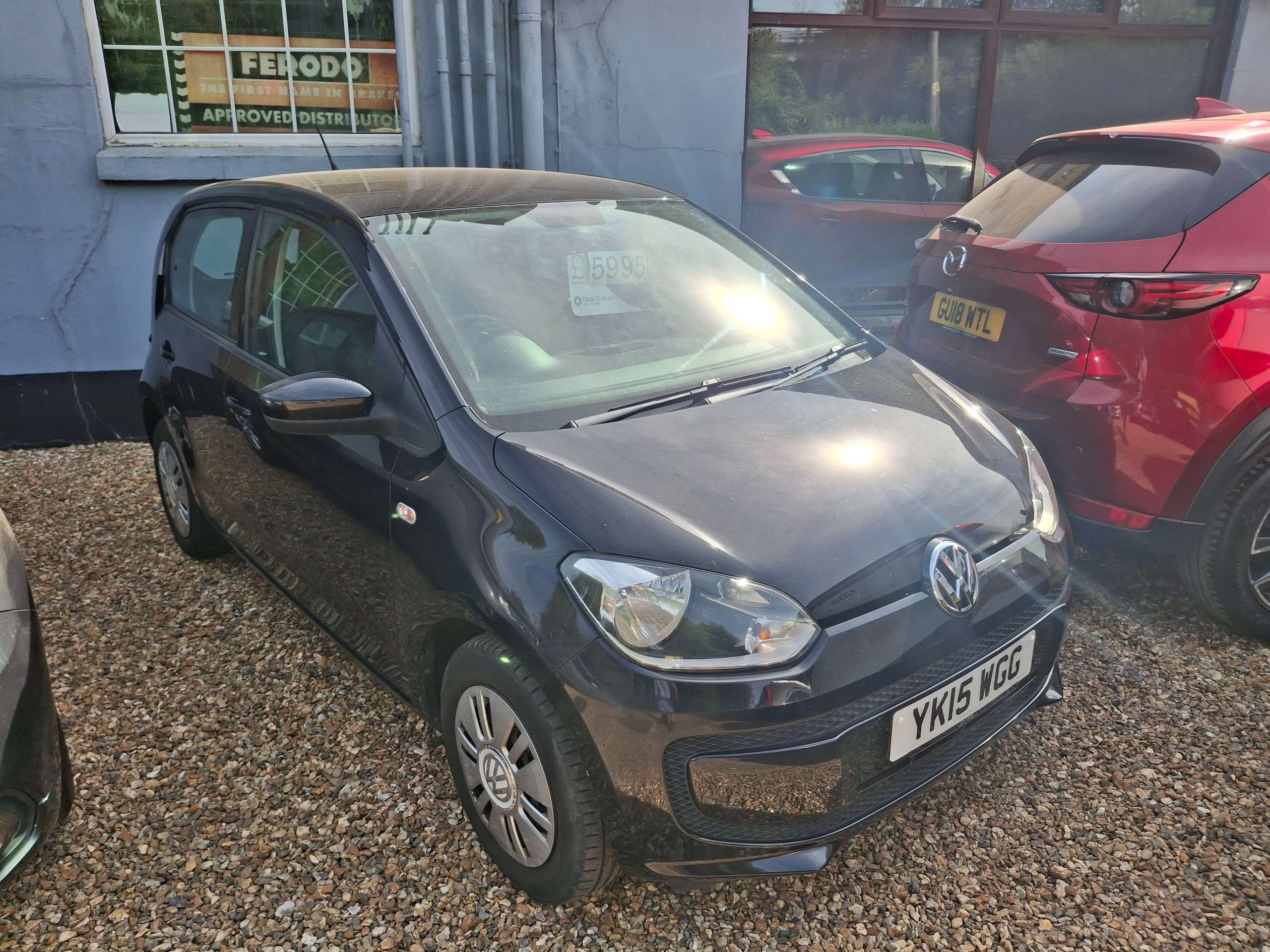 A 2015 VOLKSWAGEN UP! 1.0 Move up Hatchback 5dr Petrol Manual Euro 5 (60 ps) A 2015 VOLKSWAGEN UP! 1.0 Move up Hatchback 5dr Petrol Manual Euro 5 (60 ps)
