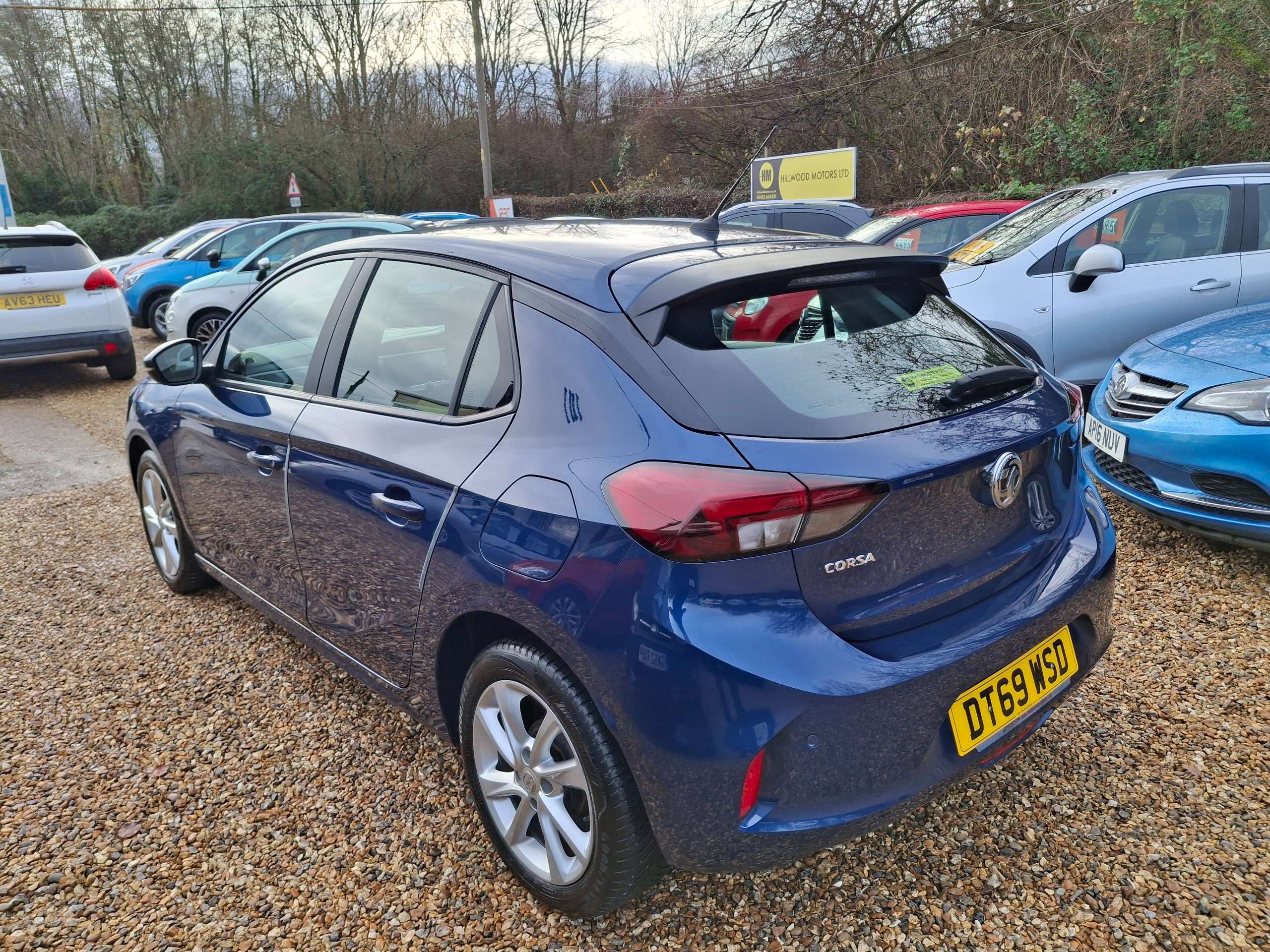 A 2020 VAUXHALL CORSA 1.2 SE Premium Hatchback 5dr Petrol Manual Euro 6 (75 ps) A 2020 VAUXHALL CORSA 1.2 SE Premium Hatchback 5dr Petrol Manual Euro 6 (75 ps)