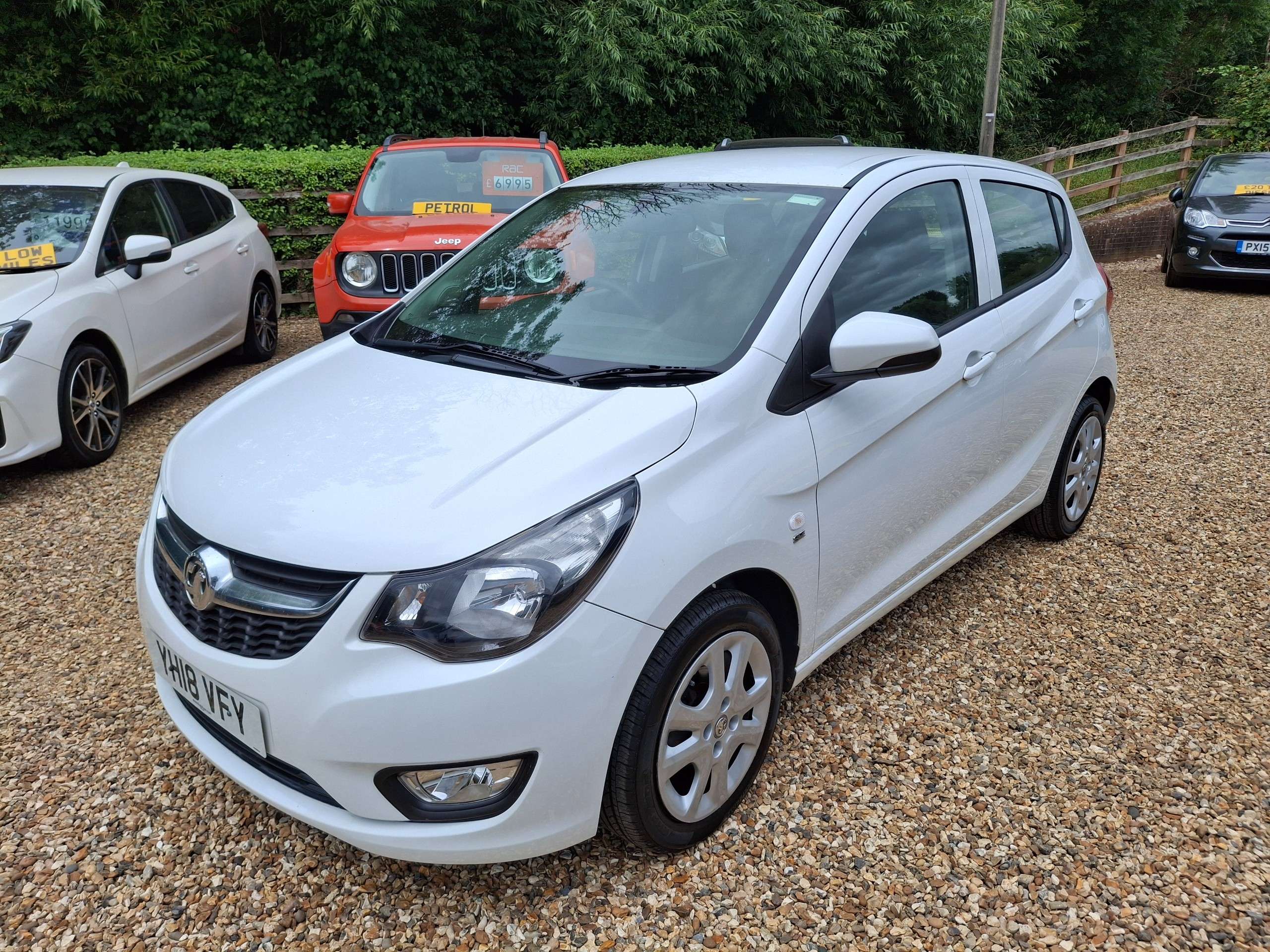 A 2018 VAUXHALL VIVA 1.0i SE Hatchback 5dr Petrol Manual Euro 6 (73 ps) A 2018 VAUXHALL VIVA 1.0i SE Hatchback 5dr Petrol Manual Euro 6 (73 ps)