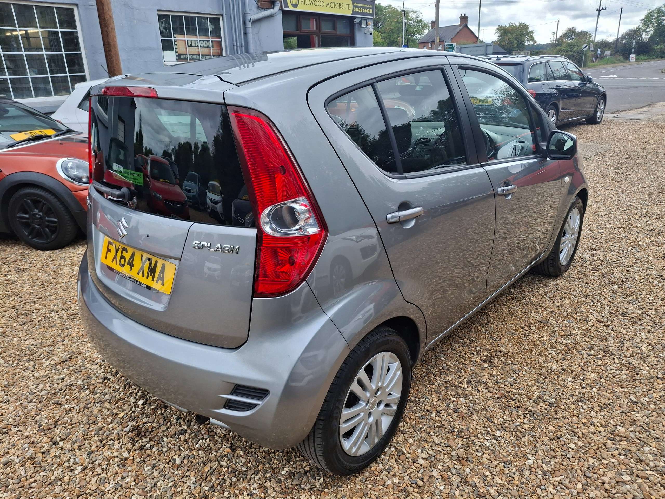 A 2014 SUZUKI SPLASH 1.2 SZ4 MPV 5dr Petrol Manual Euro 5 (94 ps) A 2014 SUZUKI SPLASH 1.2 SZ4 MPV 5dr Petrol Manual Euro 5 (94 ps)