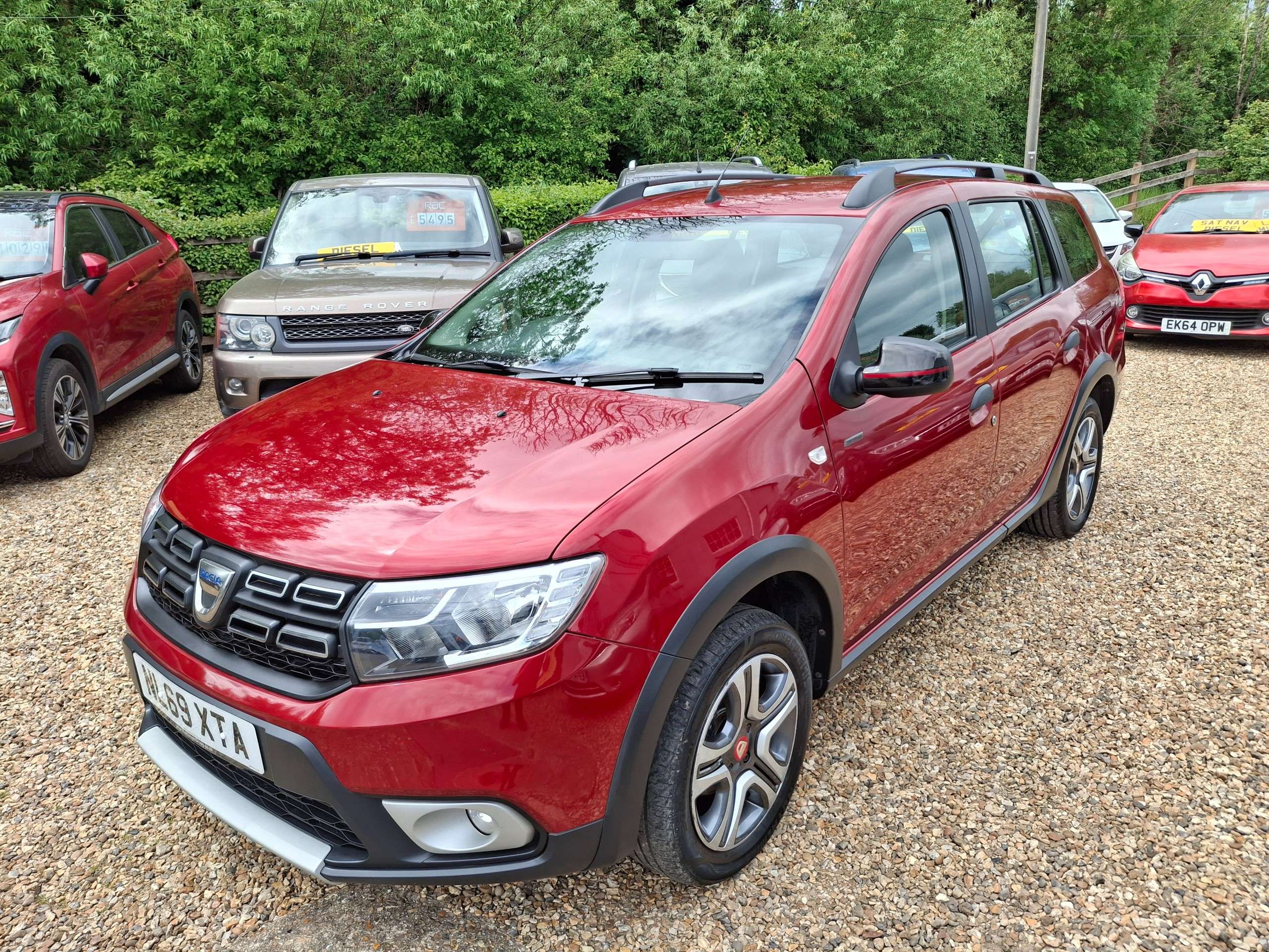 A 2019 DACIA LOGAN 1.5 Blue dCi Techroad Estate 5dr Diesel Manual Euro 6 (s/s) (95 ps) A 2019 DACIA LOGAN 1.5 Blue dCi Techroad Estate 5dr Diesel Manual Euro 6 (s/s) (95 ps)