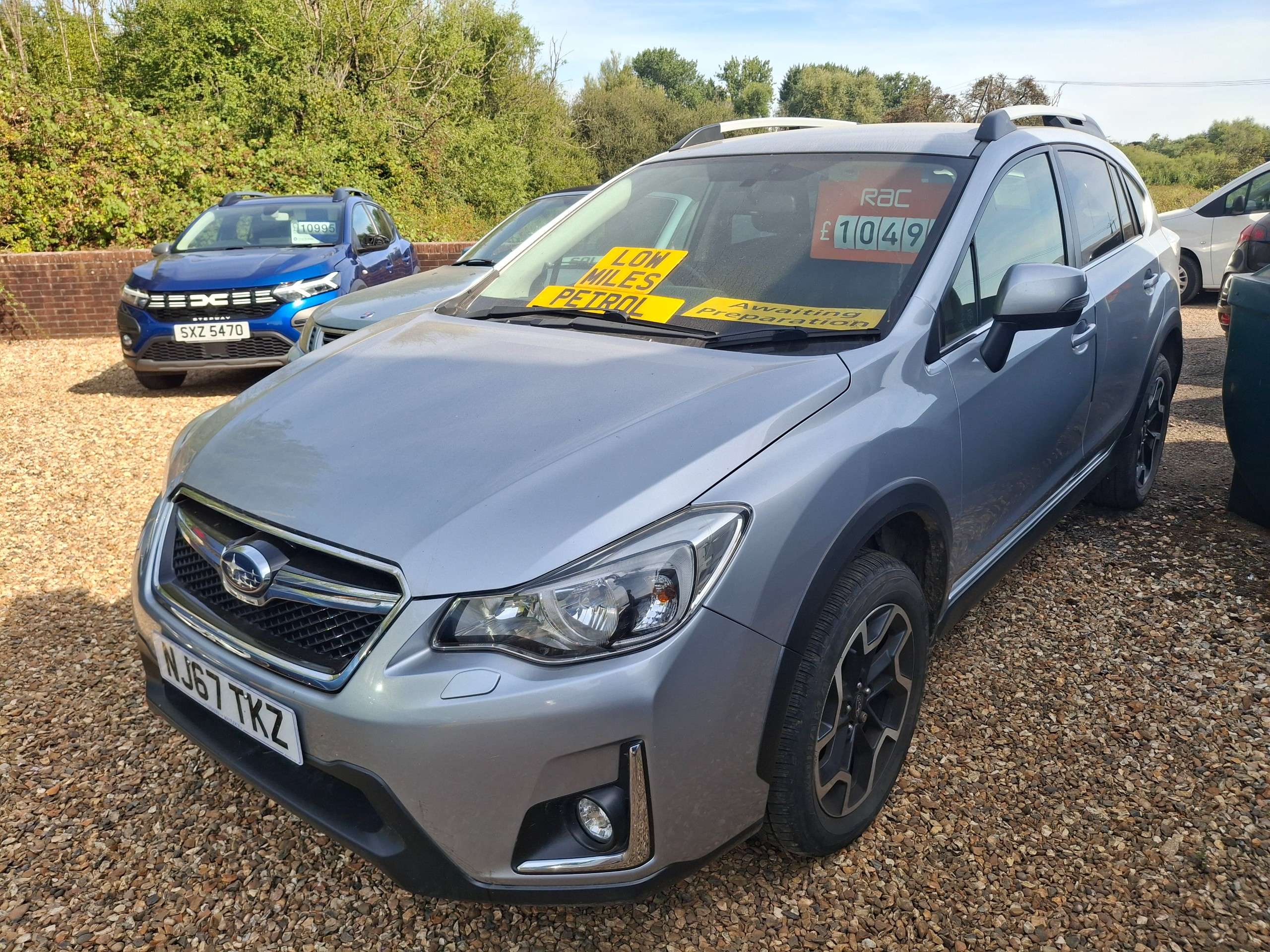 A 2017 SUBARU XV 2.0i SE SUV 5dr Petrol Manual 4WD Euro 6 (s/s) (150 ps) A 2017 SUBARU XV 2.0i SE SUV 5dr Petrol Manual 4WD Euro 6 (s/s) (150 ps)