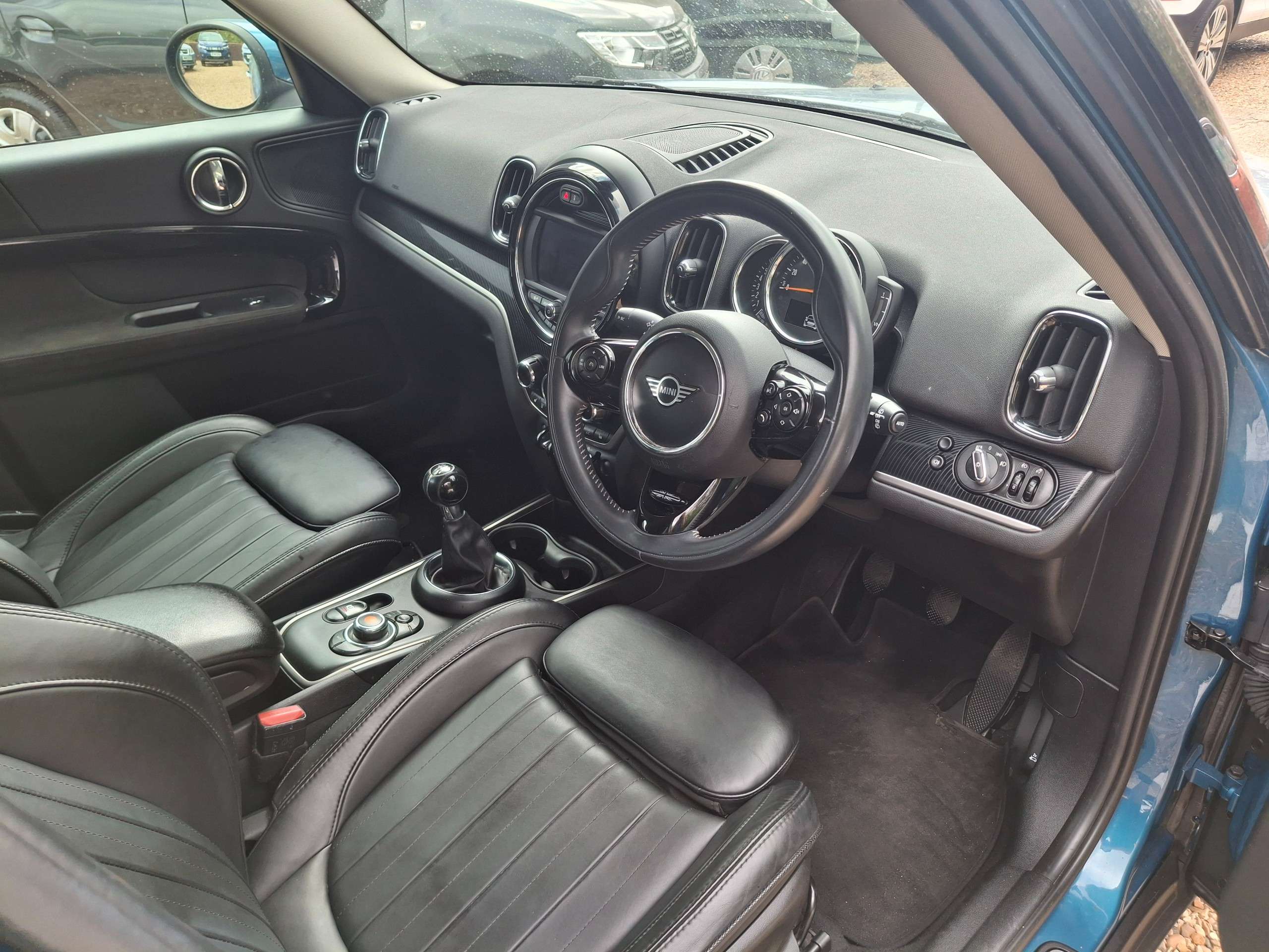 2019 MINI COUNTRYMAN 2019 MINI COUNTRYMAN
