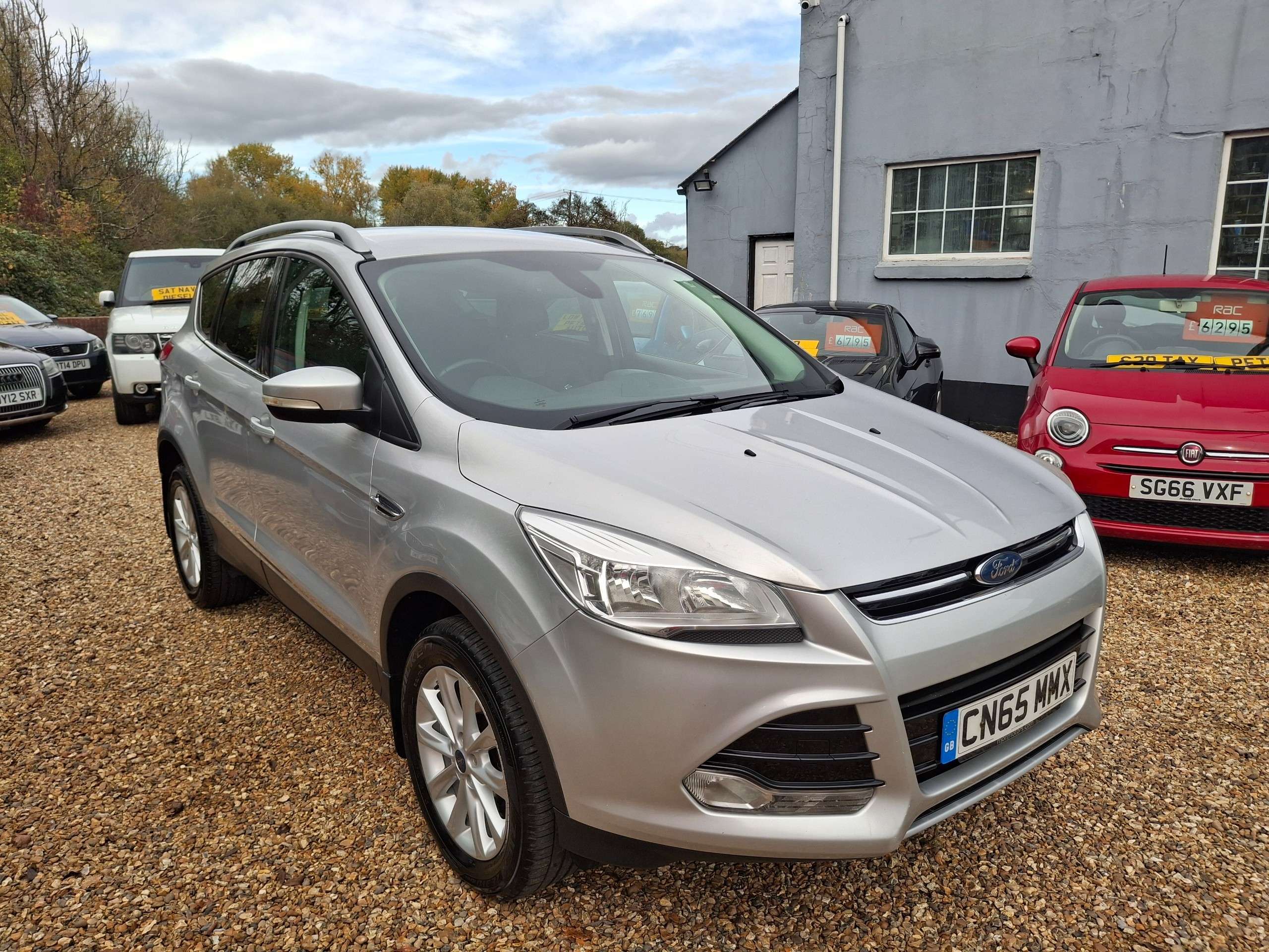 A 2015 FORD KUGA 2.0 TDCi Titanium SUV 5dr Diesel Manual 2WD Euro 6 (s/s) (150 ps) A 2015 FORD KUGA 2.0 TDCi Titanium SUV 5dr Diesel Manual 2WD Euro 6 (s/s) (150 ps)