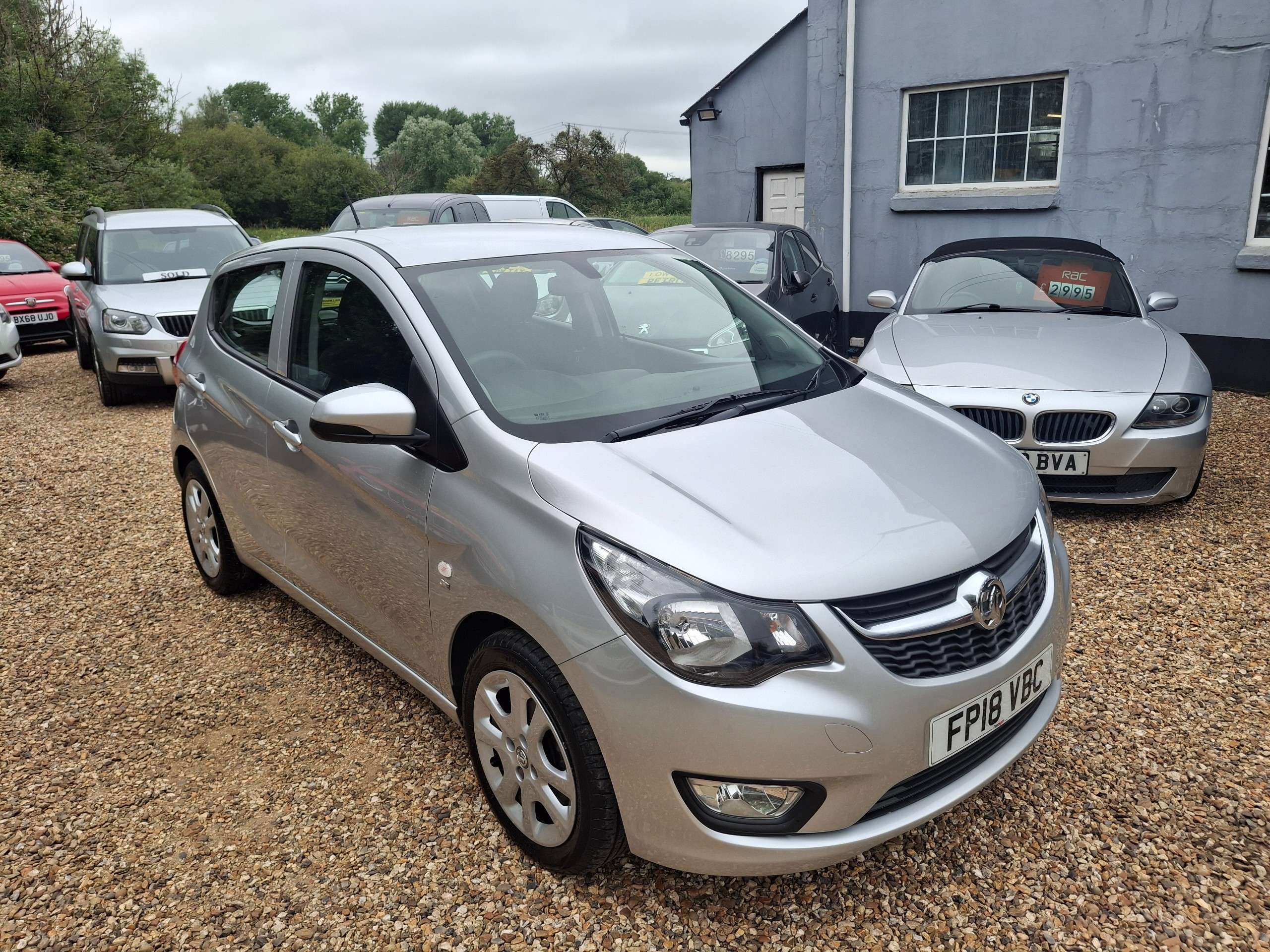 A 2018 VAUXHALL VIVA 1.0i SE Hatchback 5dr Petrol Manual Euro 6 (a/c) (73 ps) A 2018 VAUXHALL VIVA 1.0i SE Hatchback 5dr Petrol Manual Euro 6 (a/c) (73 ps)