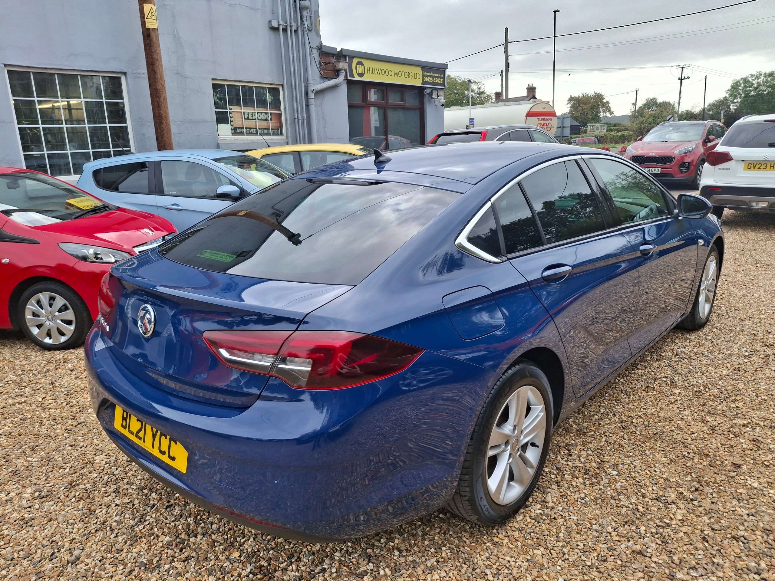 A 2021 VAUXHALL INSIGNIA 1.6 Turbo D BlueInjection Elite Nav Grand Sport 5dr Diesel Manual Euro 6 (s/s) (136 ps) A 2021 VAUXHALL INSIGNIA 1.6 Turbo D BlueInjection Elite Nav Grand Sport 5dr Diesel Manual Euro 6 (s/s) (136 ps)