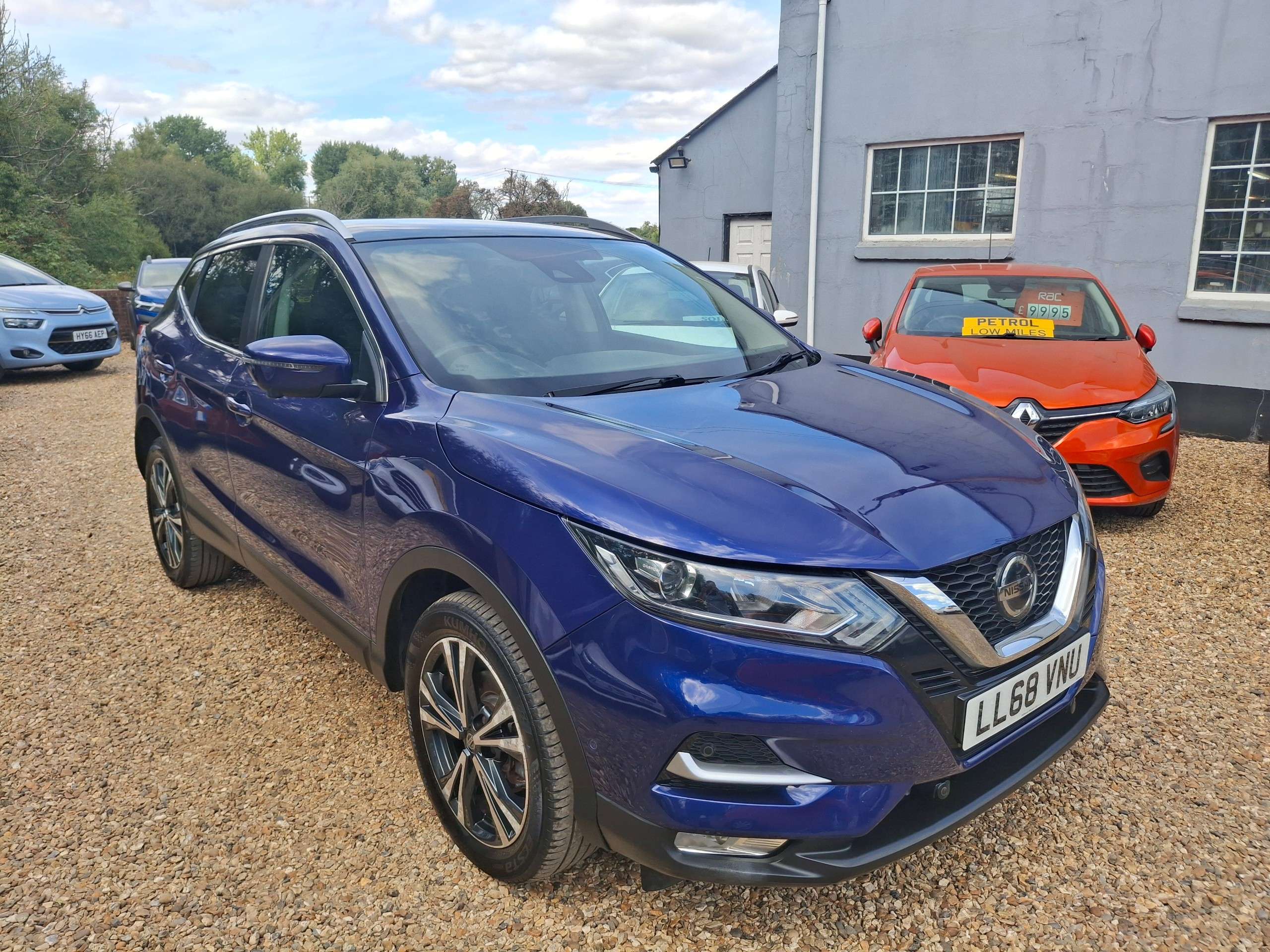 A 2018 NISSAN QASHQAI 1.5 dCi N-Connecta SUV 5dr Diesel Manual Euro 6 (s/s) (115 ps) A 2018 NISSAN QASHQAI 1.5 dCi N-Connecta SUV 5dr Diesel Manual Euro 6 (s/s) (115 ps)