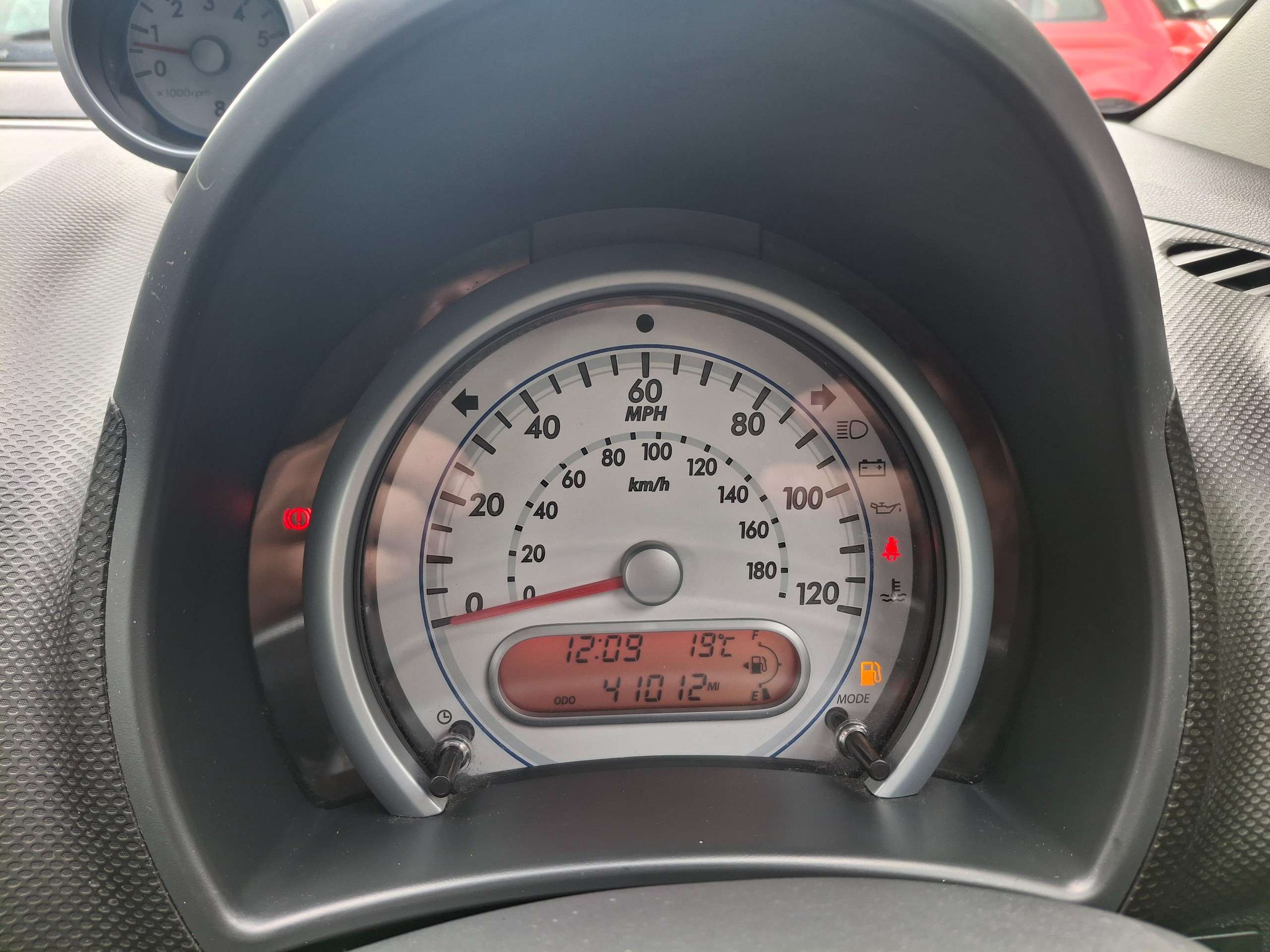 2014 SUZUKI SPLASH 2014 SUZUKI SPLASH