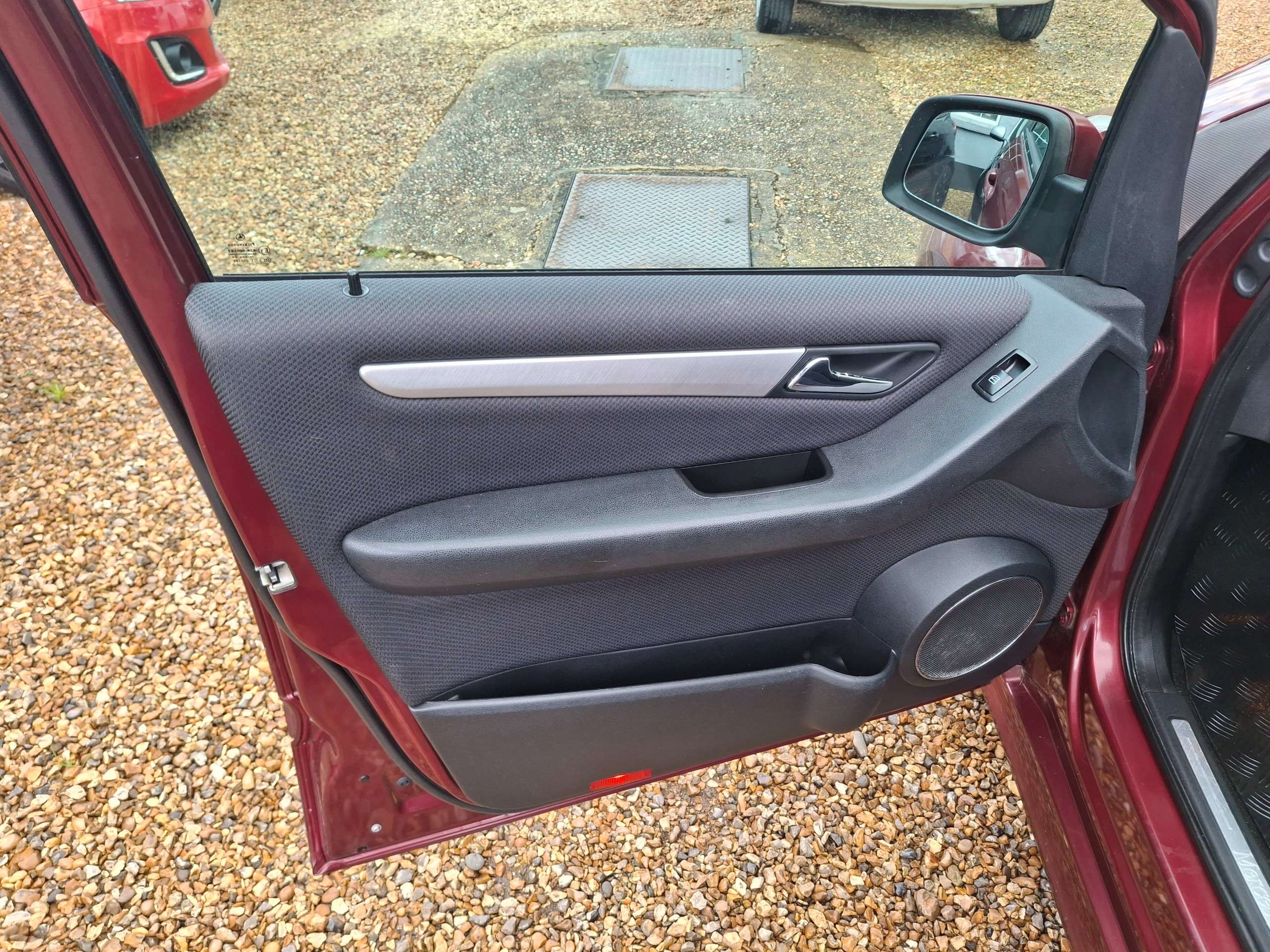 2011 MERCEDES-BENZ B CLASS 2011 MERCEDES-BENZ B CLASS