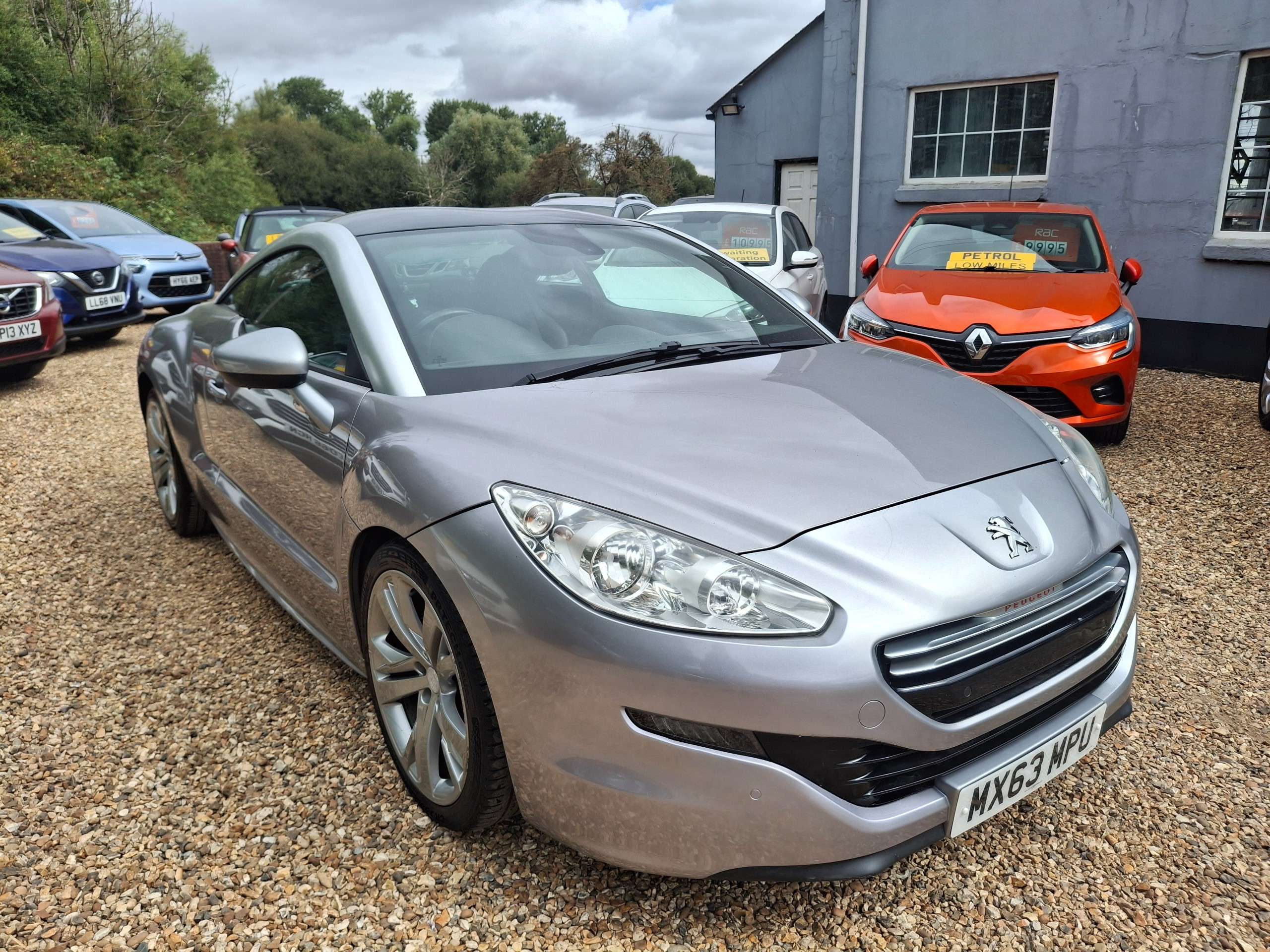 A 2013 PEUGEOT RCZ 2.0 HDi GT Coupe 2dr Diesel Manual Euro 5 (163 ps) A 2013 PEUGEOT RCZ 2.0 HDi GT Coupe 2dr Diesel Manual Euro 5 (163 ps)