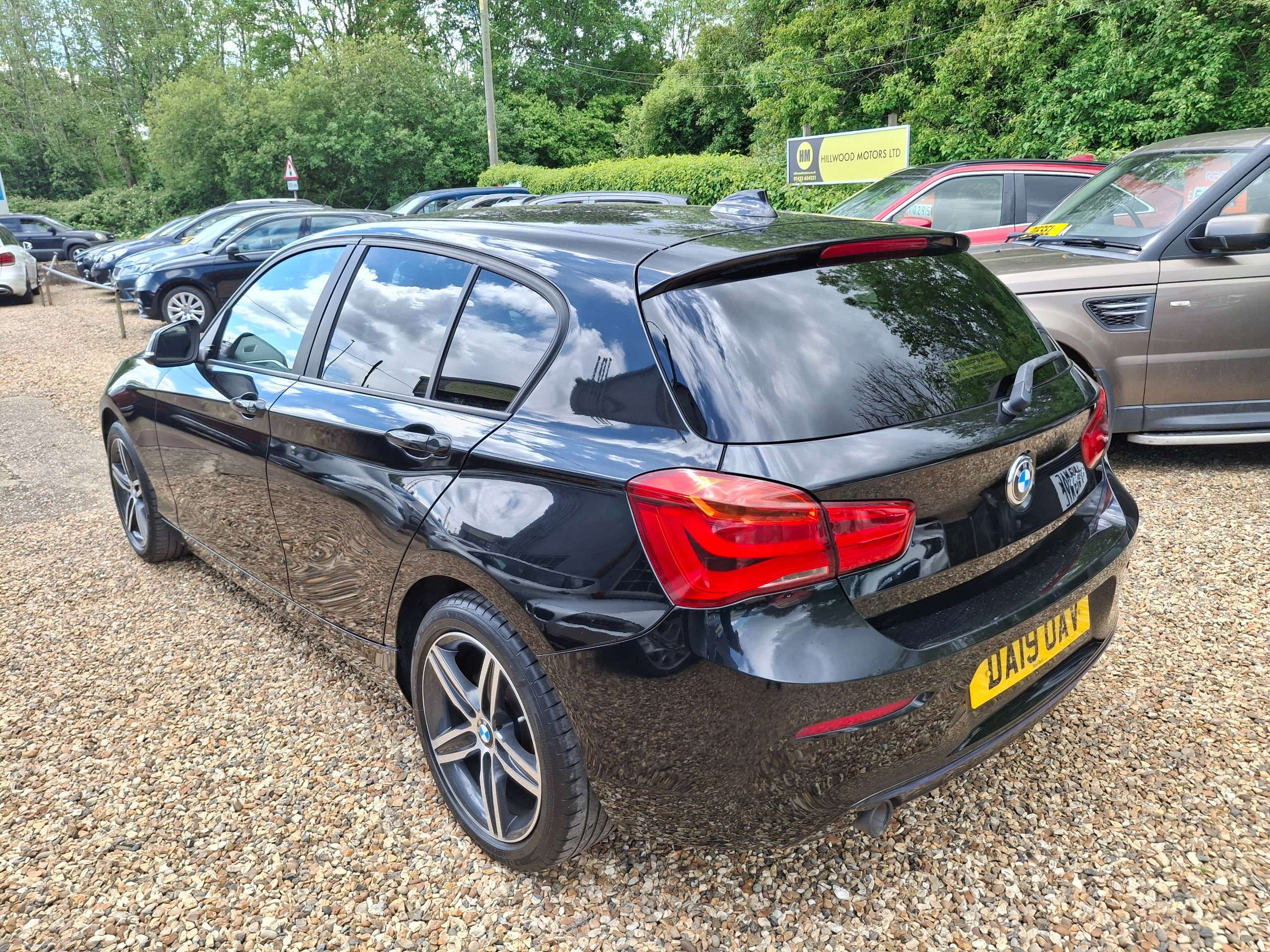 A 2019 BMW 1 SERIES 1.5 118i Sport Hatchback 5dr Petrol Manual Euro 6 (s/s) (136 ps) A 2019 BMW 1 SERIES 1.5 118i Sport Hatchback 5dr Petrol Manual Euro 6 (s/s) (136 ps)