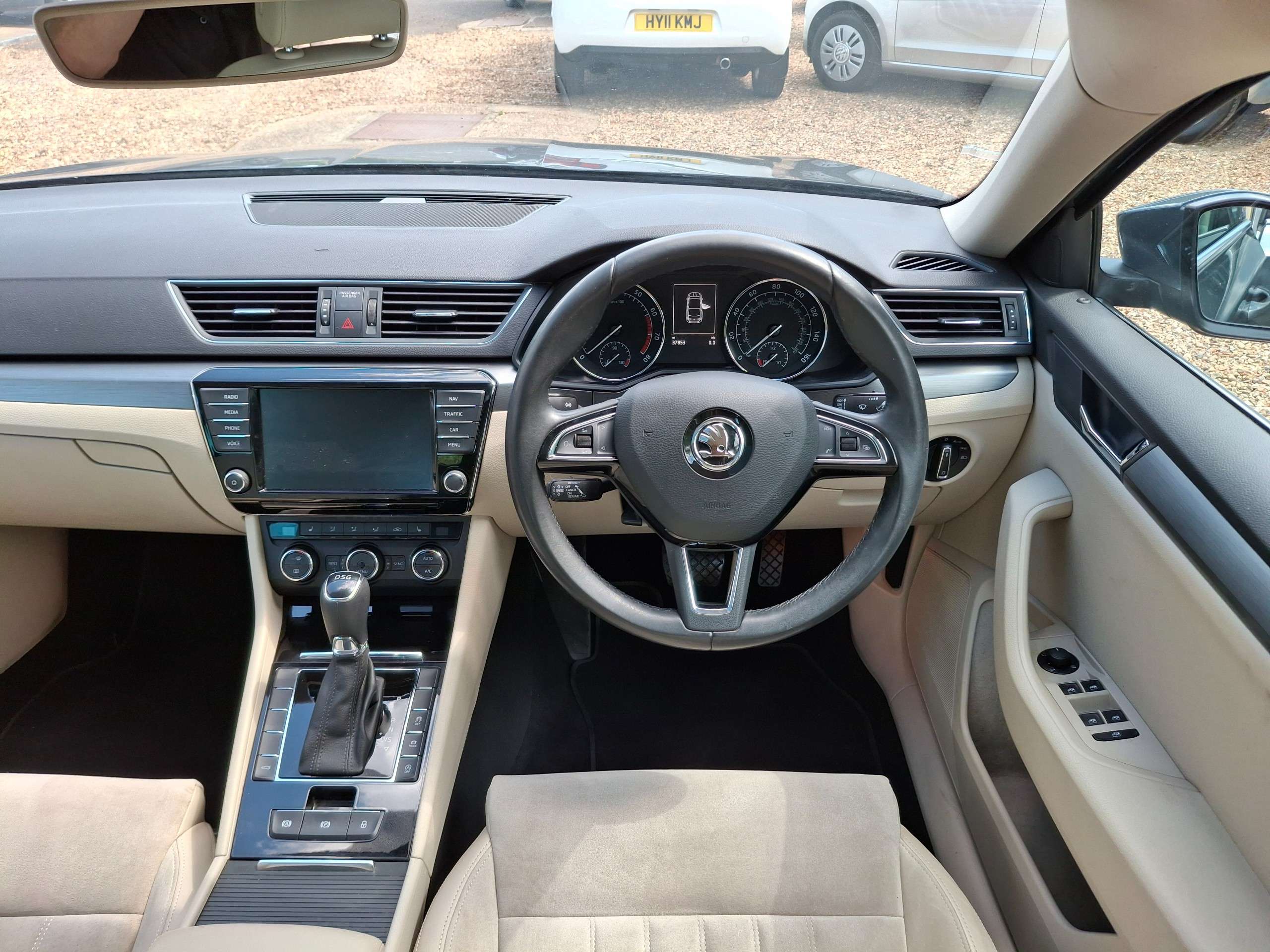 2016 SKODA SUPERB 2016 SKODA SUPERB