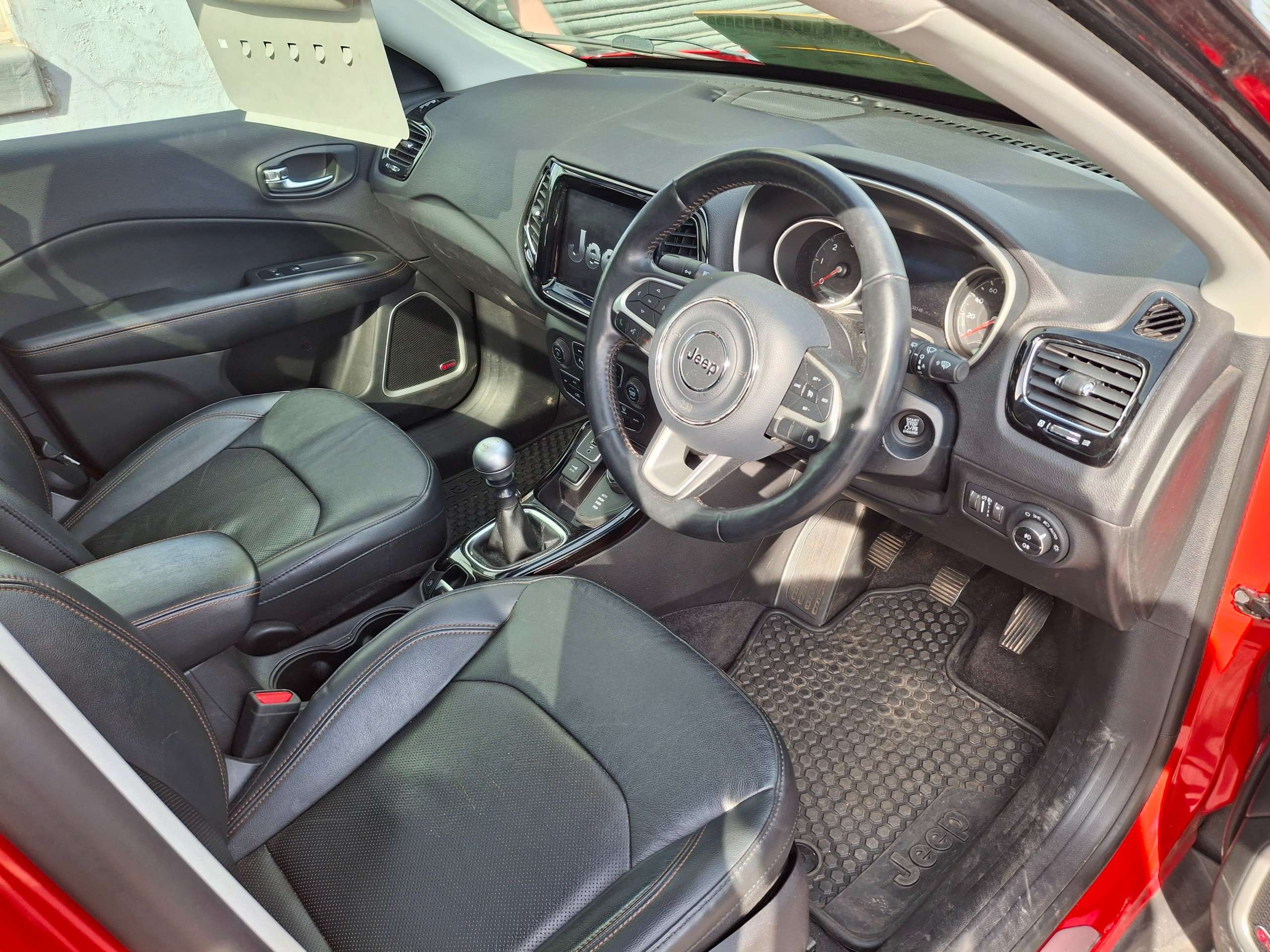 A 2020 JEEP COMPASS 2.0 MultiJetII Limited SUV 5dr Diesel Manual 4WD Euro 6 (s/s) (140 ps) A 2020 JEEP COMPASS 2.0 MultiJetII Limited SUV 5dr Diesel Manual 4WD Euro 6 (s/s) (140 ps)