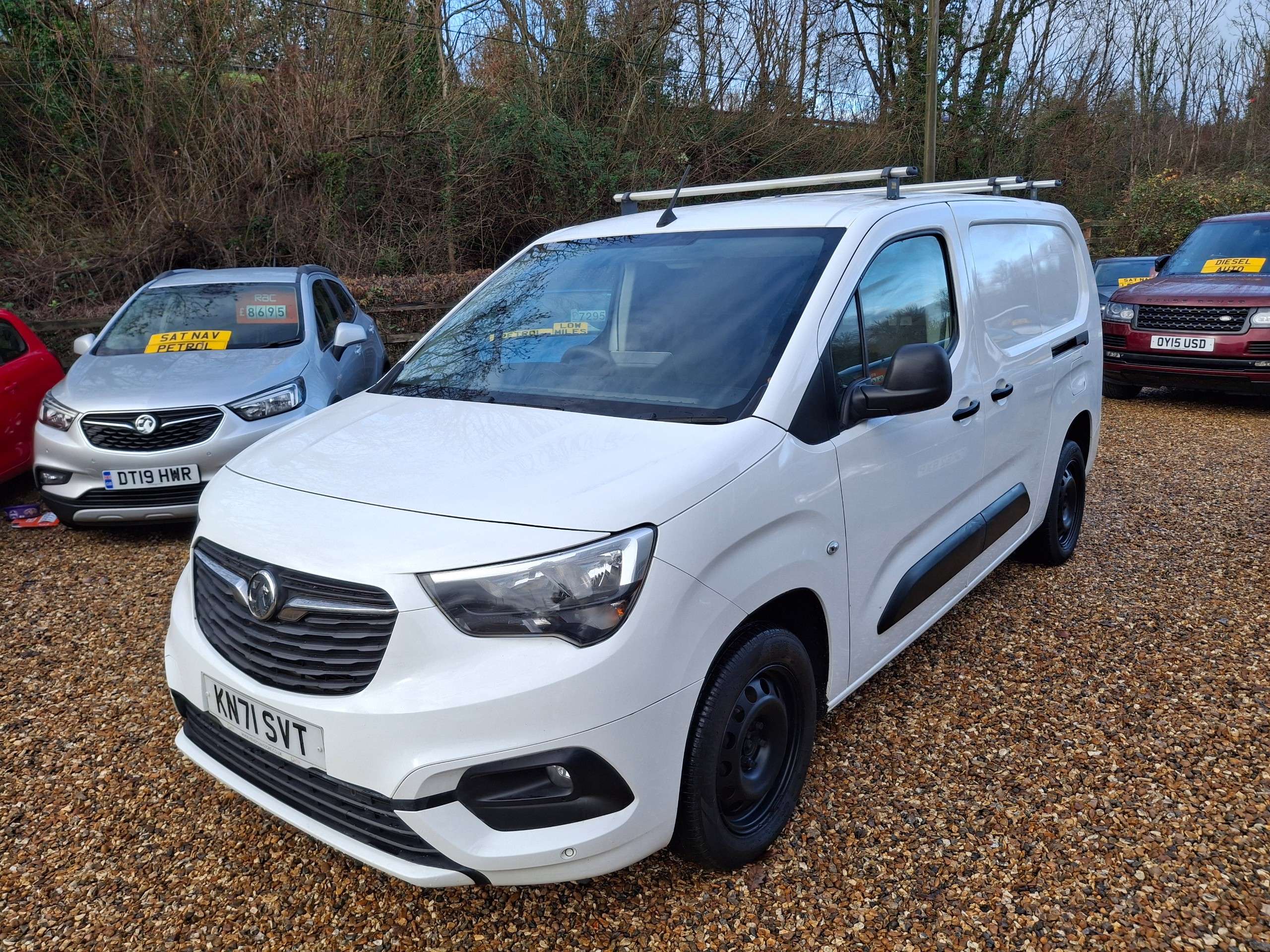 A 2021 VAUXHALL COMBO 1.5 Turbo D 2300 Sportive Panel Van 4dr Diesel Manual L2 H1 Euro 6 (100 ps) A 2021 VAUXHALL COMBO 1.5 Turbo D 2300 Sportive Panel Van 4dr Diesel Manual L2 H1 Euro 6 (100 ps)