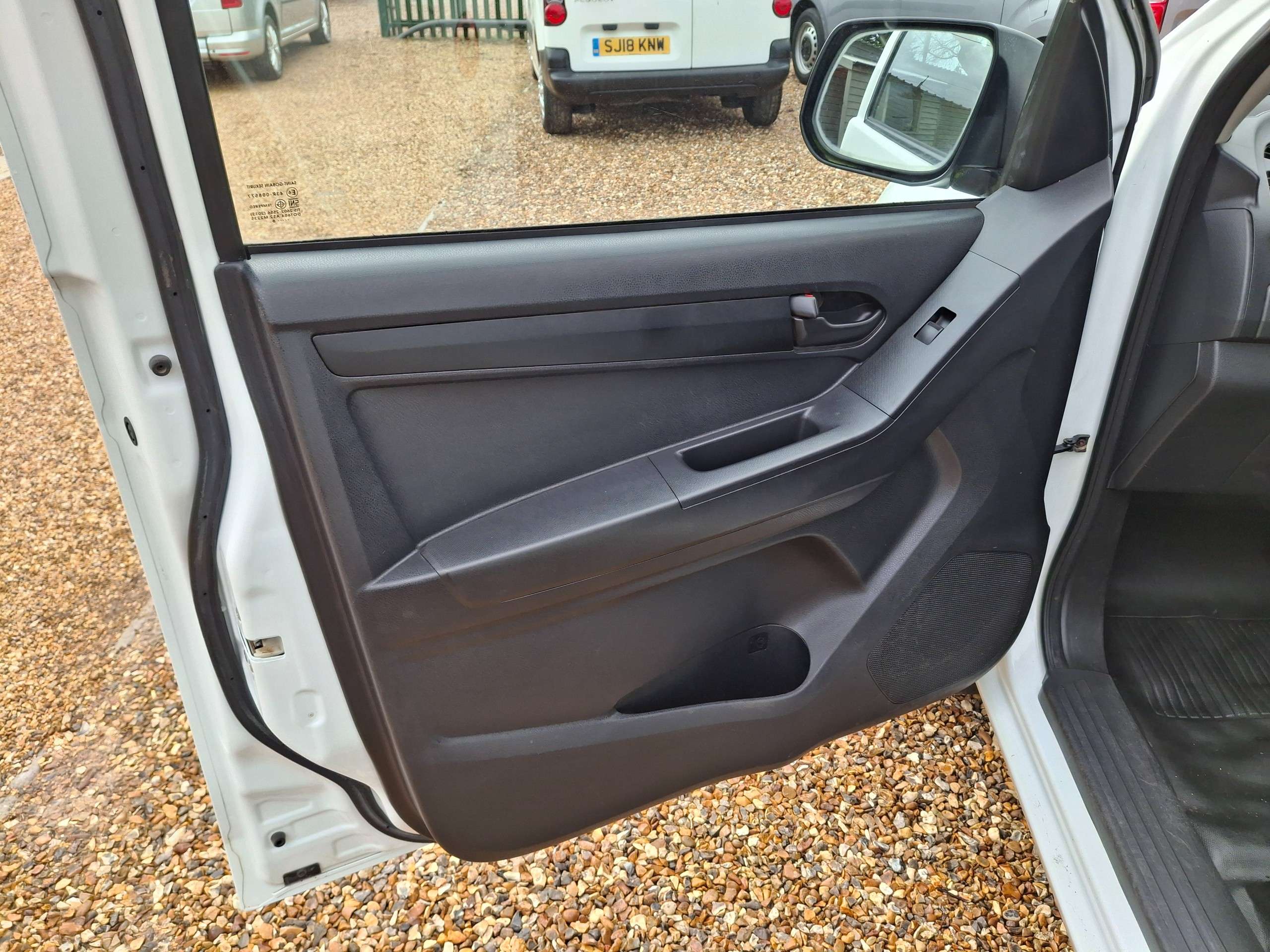 2018 ISUZU D-MAX 2018 ISUZU D-MAX