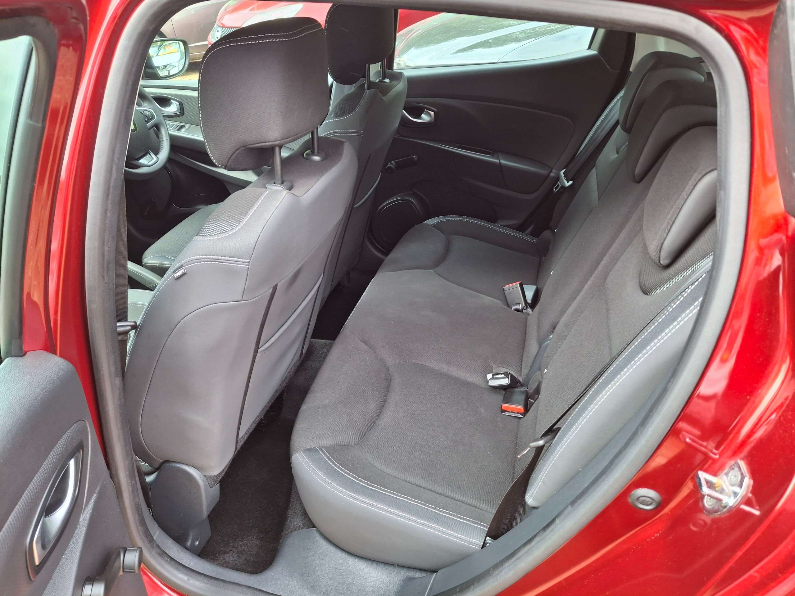 2017 RENAULT CLIO 2017 RENAULT CLIO