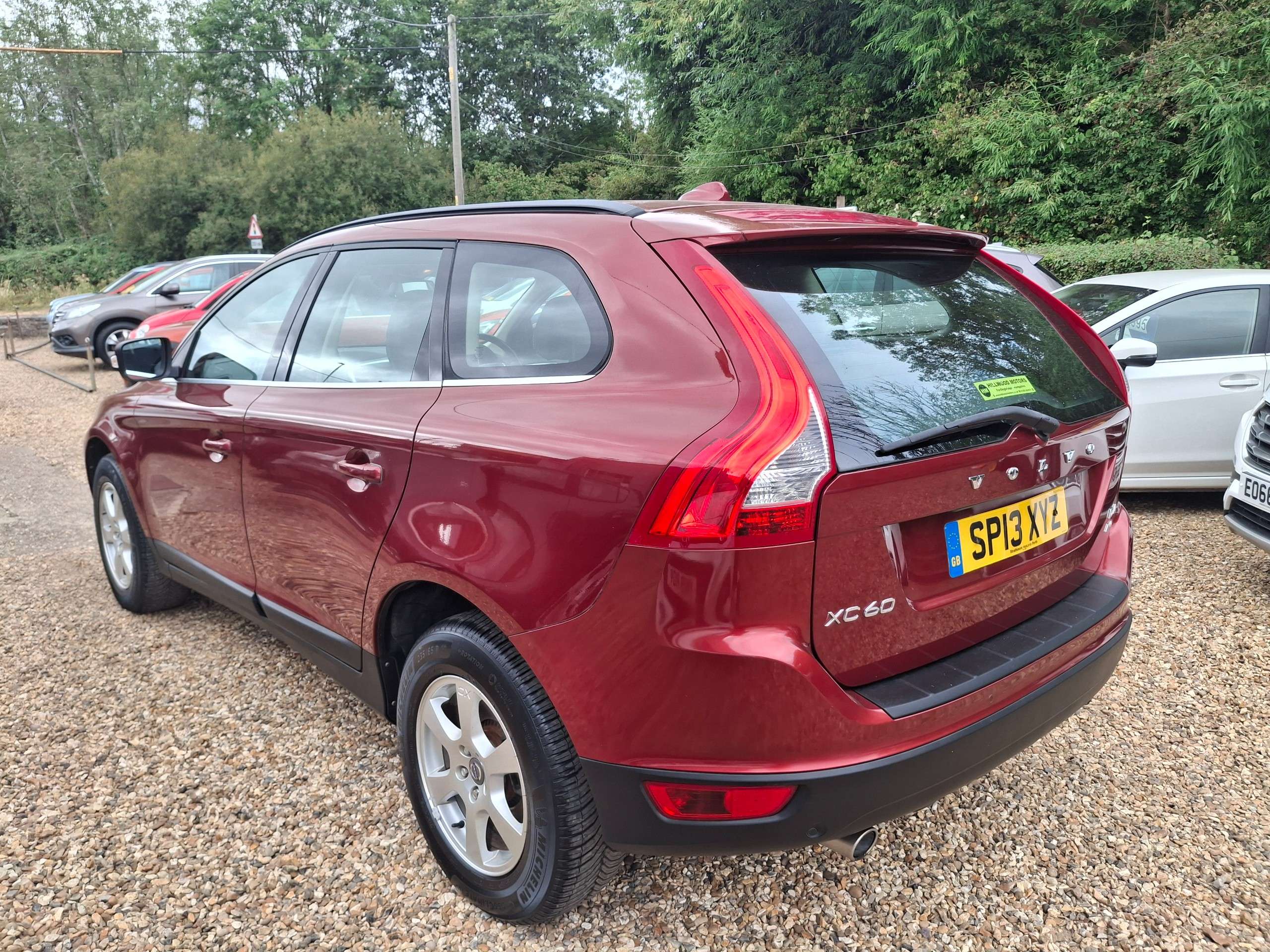 A 2013 VOLVO XC60 2.4 D4 SE SUV 5dr Diesel Manual AWD Euro 5 (s/s) (163 ps) A 2013 VOLVO XC60 2.4 D4 SE SUV 5dr Diesel Manual AWD Euro 5 (s/s) (163 ps)