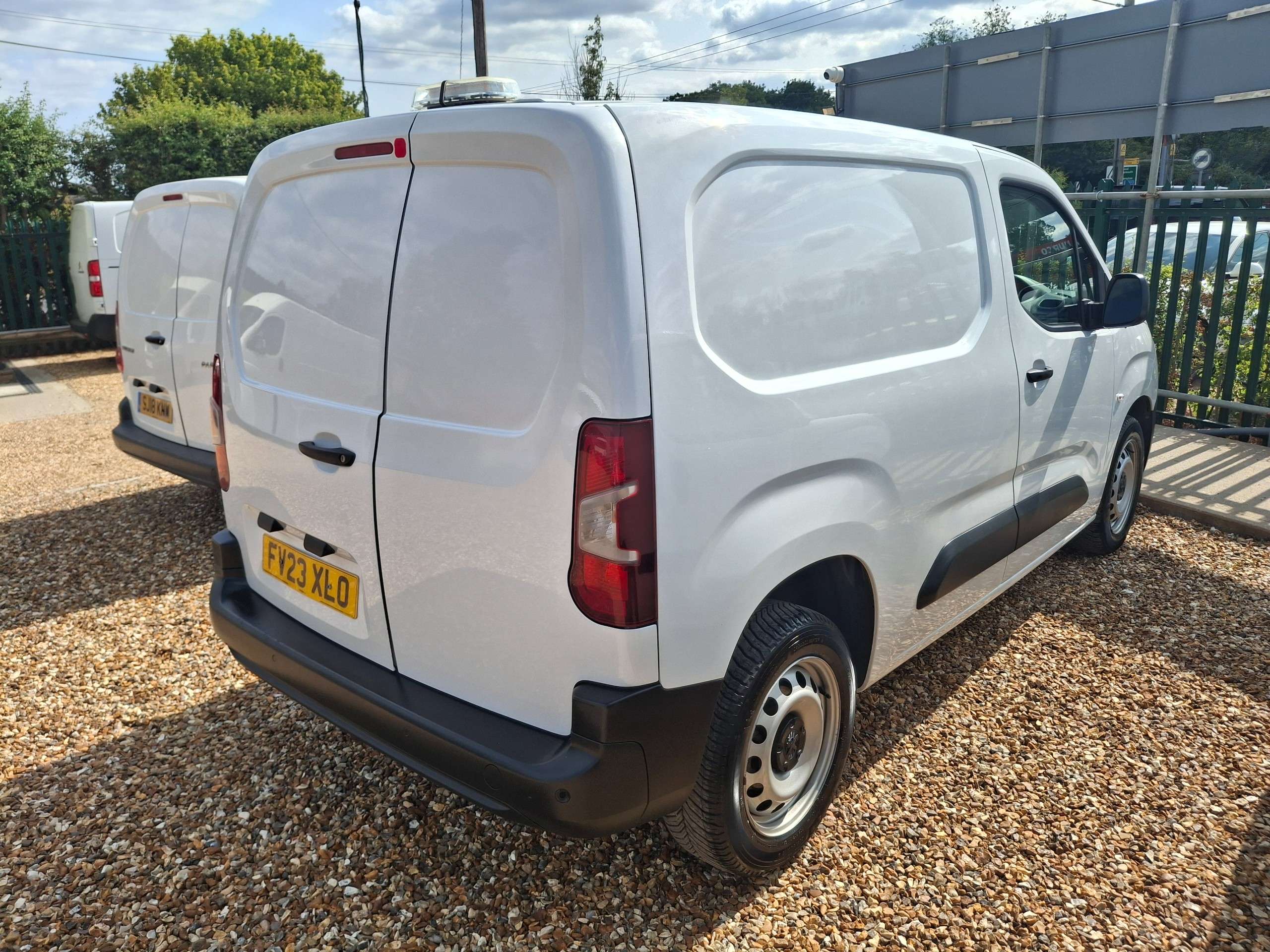 A 2023 PEUGEOT PARTNER 1.5 BlueHDi 1000 Professional Premium + Standard Panel Van 5dr Diesel Manual SWB Euro 6 (s/s) (100 bhp) A 2023 PEUGEOT PARTNER 1.5 BlueHDi 1000 Professional Premium + Standard Panel Van 5dr Diesel Manual SWB Euro 6 (s/s) (100 bhp)