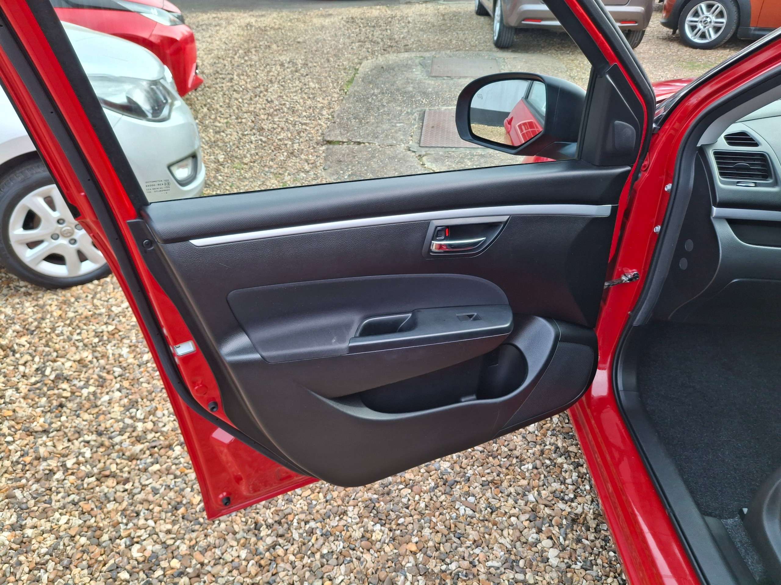 2016 SUZUKI SWIFT 2016 SUZUKI SWIFT