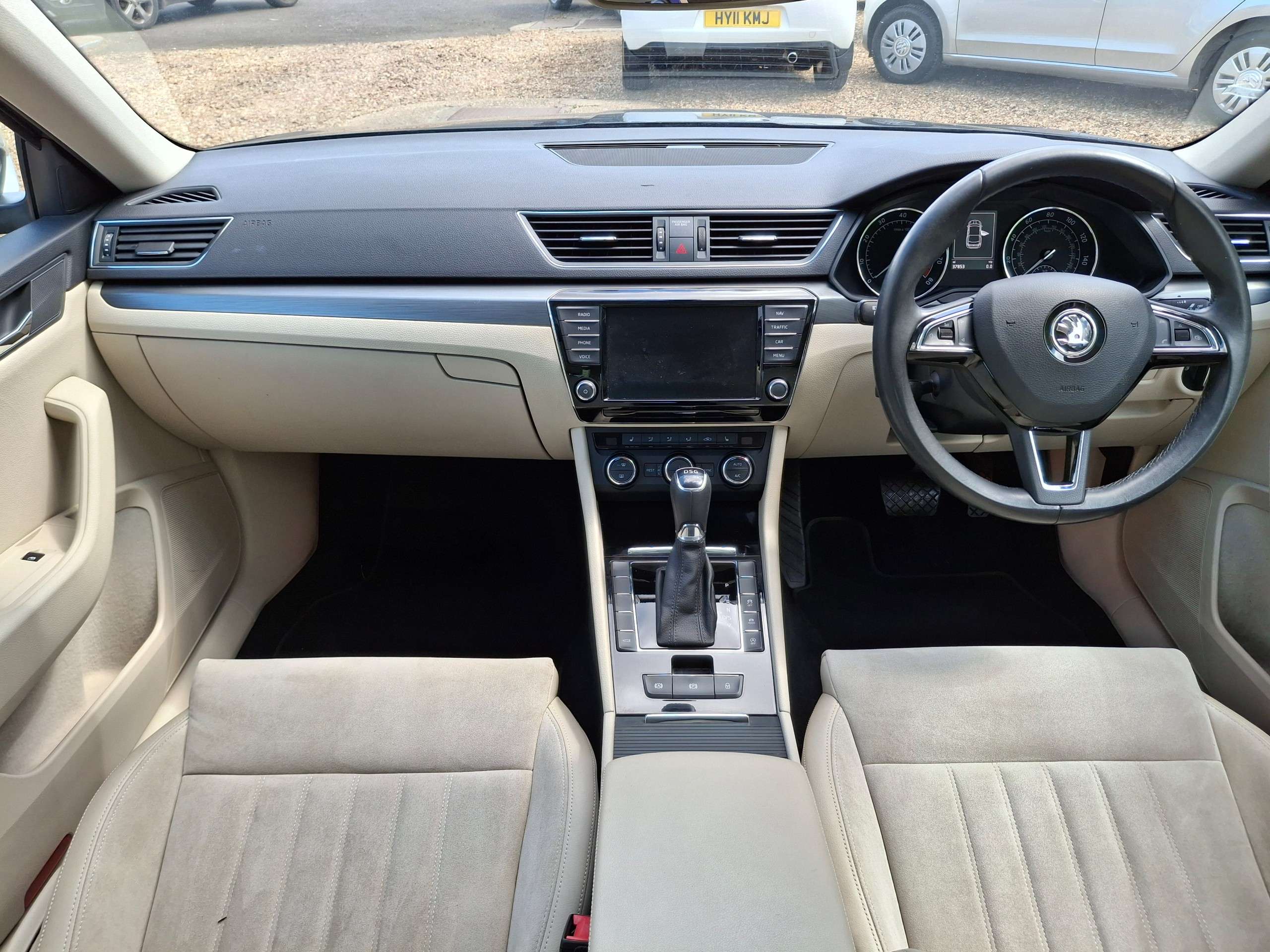 2016 SKODA SUPERB 2016 SKODA SUPERB