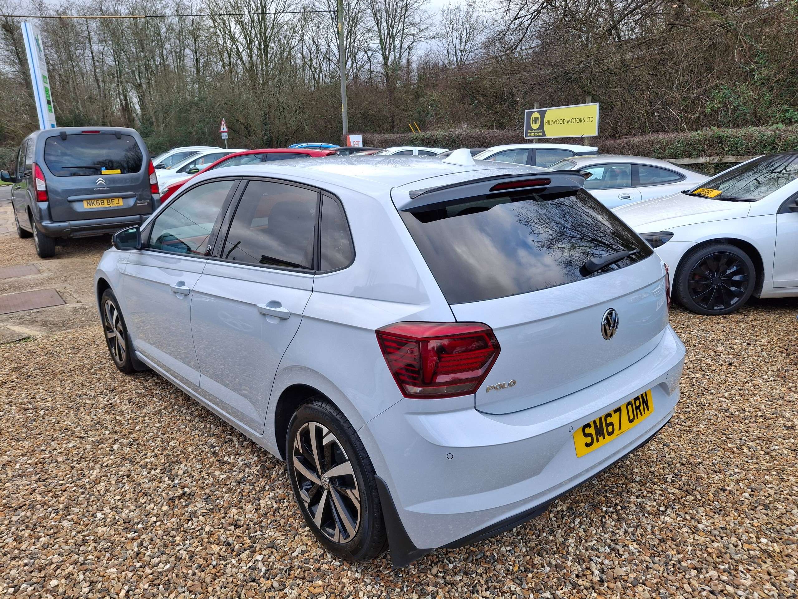 A 2018 VOLKSWAGEN POLO 1.0 beats Hatchback 5dr Petrol Manual Euro 6 (s/s) (65 ps) A 2018 VOLKSWAGEN POLO 1.0 beats Hatchback 5dr Petrol Manual Euro 6 (s/s) (65 ps)