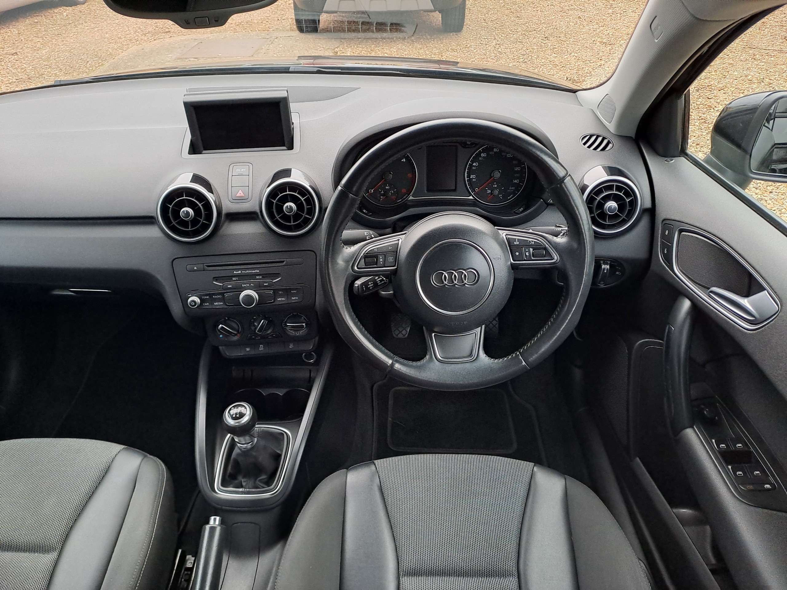 2014 AUDI A1 2014 AUDI A1