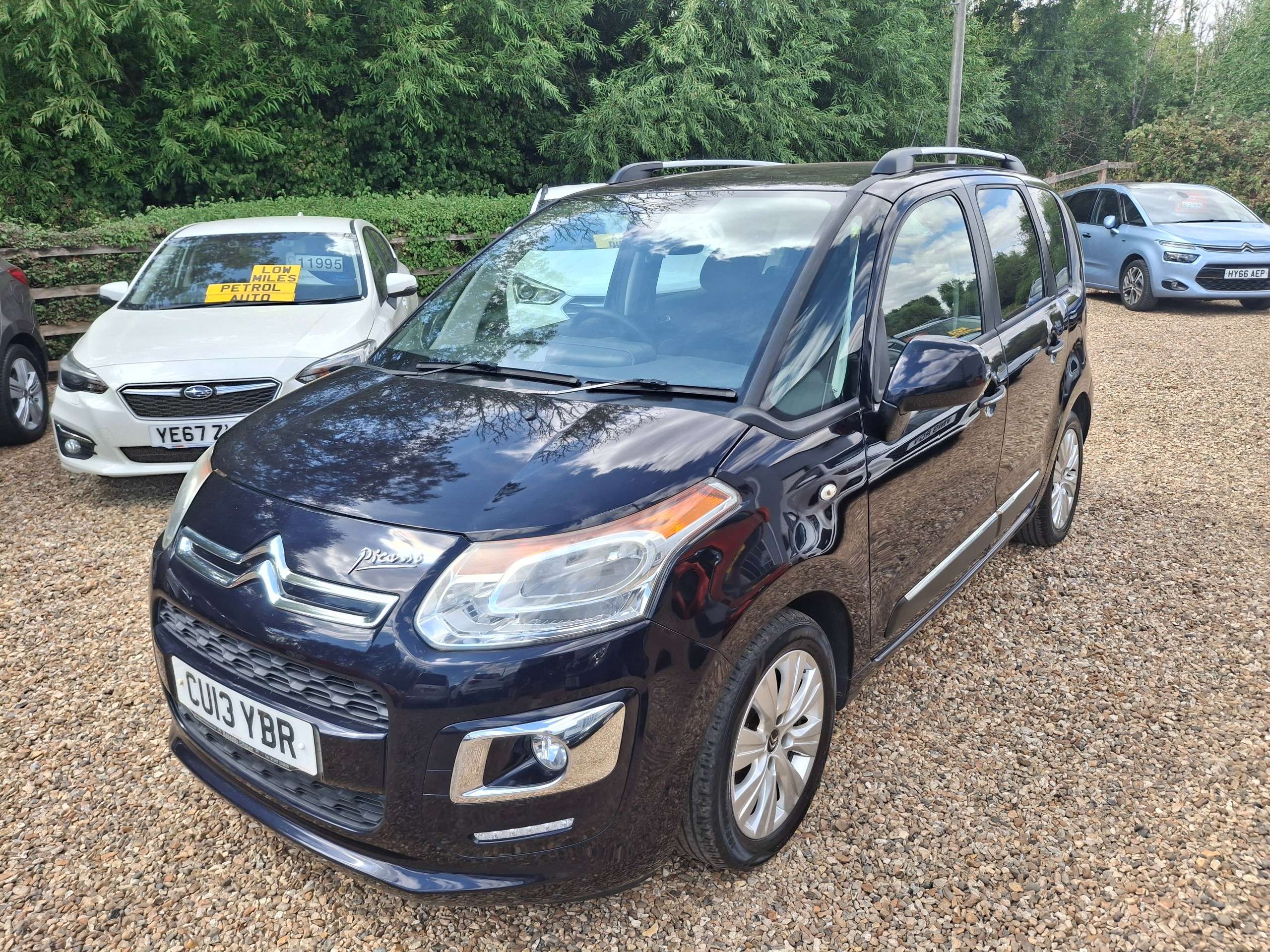 A 2013 CITROEN C3 PICASSO 1.6 HDi Exclusive MPV 5dr Diesel Manual Euro 5 (90 ps) A 2013 CITROEN C3 PICASSO 1.6 HDi Exclusive MPV 5dr Diesel Manual Euro 5 (90 ps)