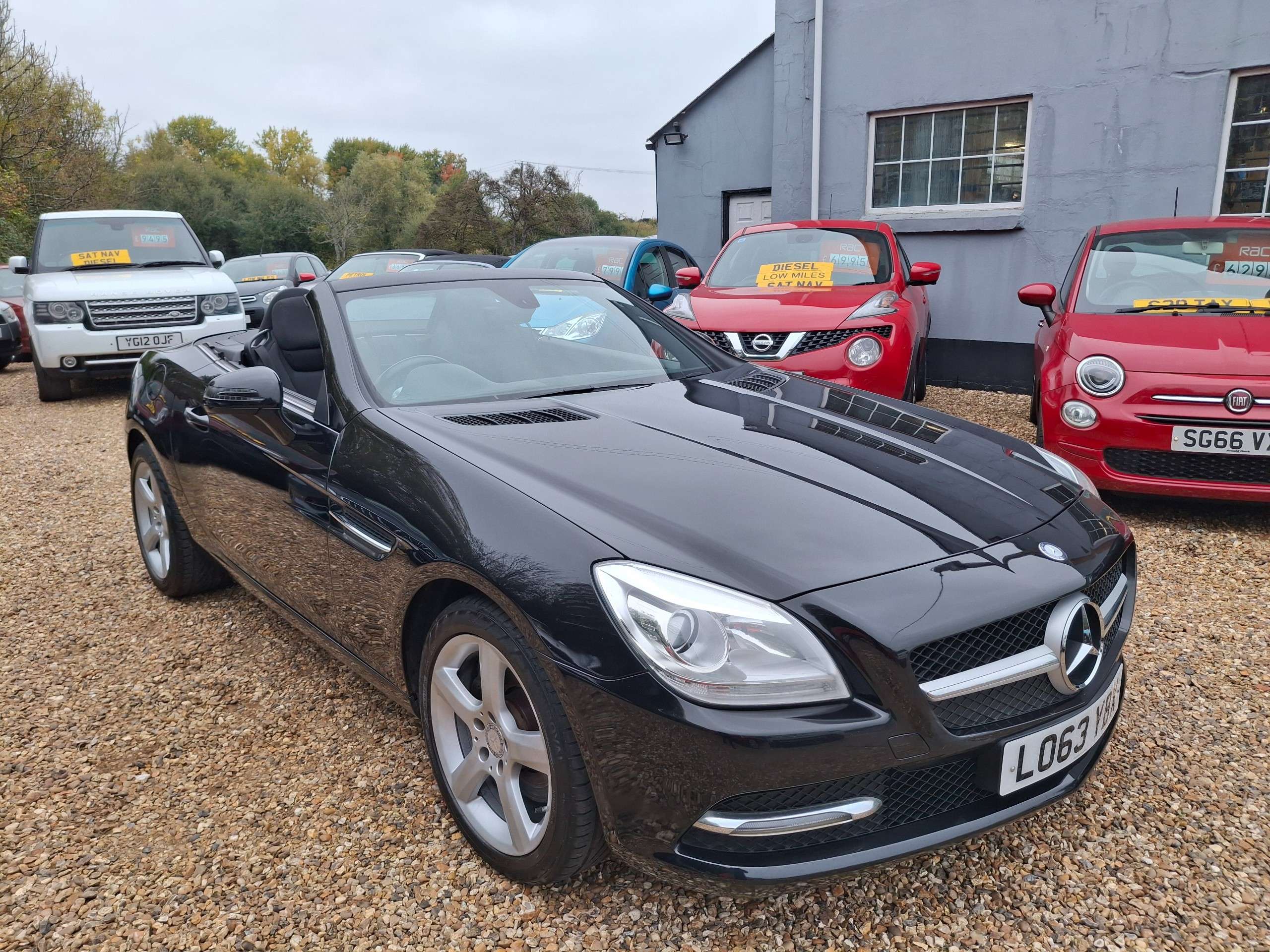 A 2014 MERCEDES-BENZ SLK 2.1 SLK250 CDI Convertible 2dr Diesel G-Tronic+ Euro 5 (s/s) (204 ps) A 2014 MERCEDES-BENZ SLK 2.1 SLK250 CDI Convertible 2dr Diesel G-Tronic+ Euro 5 (s/s) (204 ps)