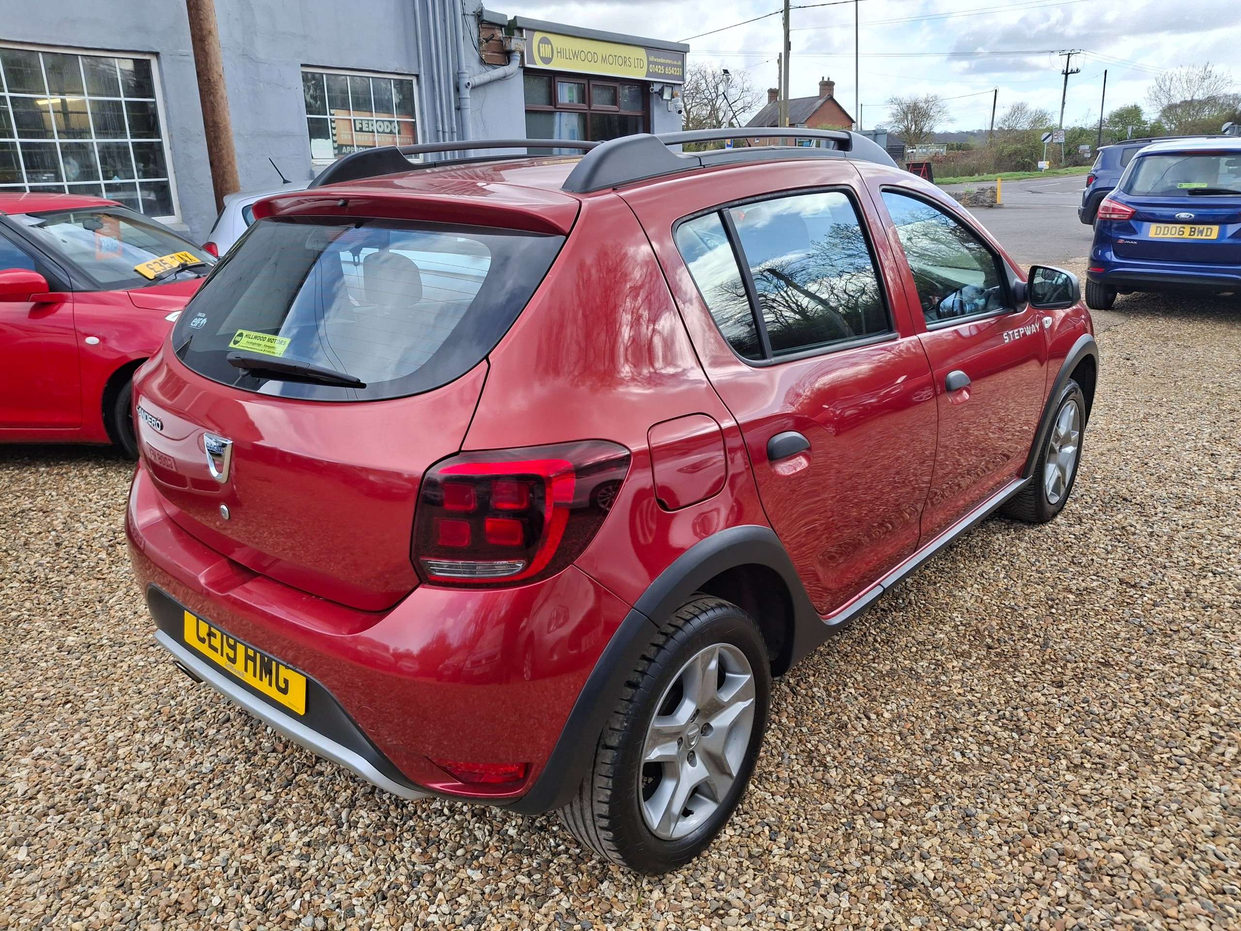 A 2019 DACIA SANDERO STEPWAY 0.9 TCe Essential Hatchback 5dr Petrol Manual Euro 6 (s/s) (90 ps) A 2019 DACIA SANDERO STEPWAY 0.9 TCe Essential Hatchback 5dr Petrol Manual Euro 6 (s/s) (90 ps)