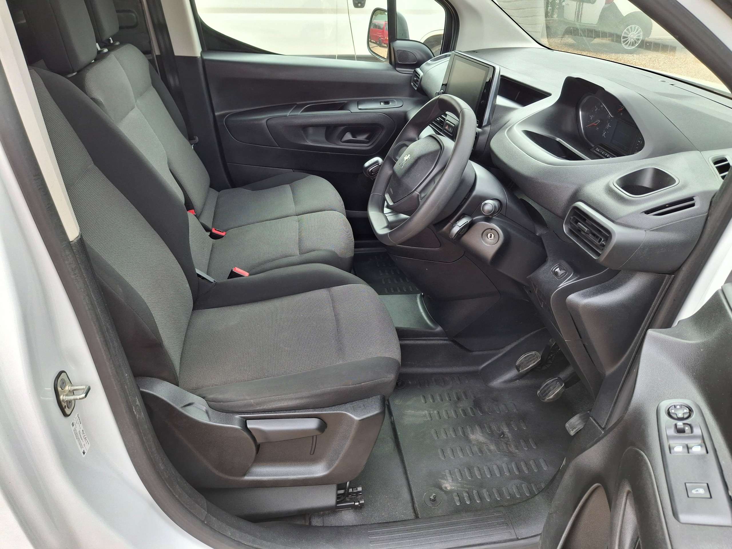 2023 PEUGEOT PARTNER 2023 PEUGEOT PARTNER