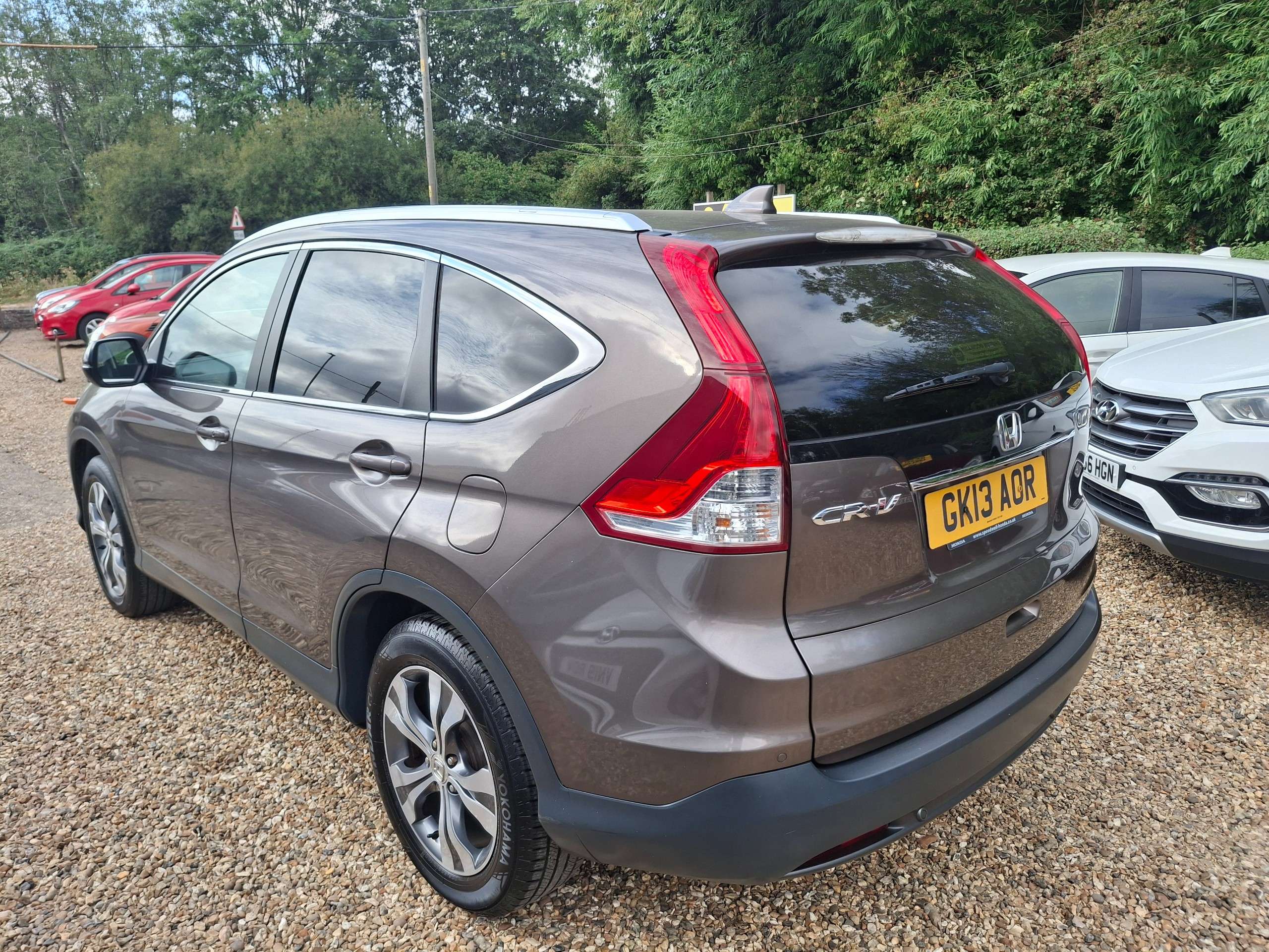 A 2013 HONDA CR-V 2.0 i-VTEC EX SUV 5dr Petrol Auto 4WD Euro 5 (155 ps) A 2013 HONDA CR-V 2.0 i-VTEC EX SUV 5dr Petrol Auto 4WD Euro 5 (155 ps)