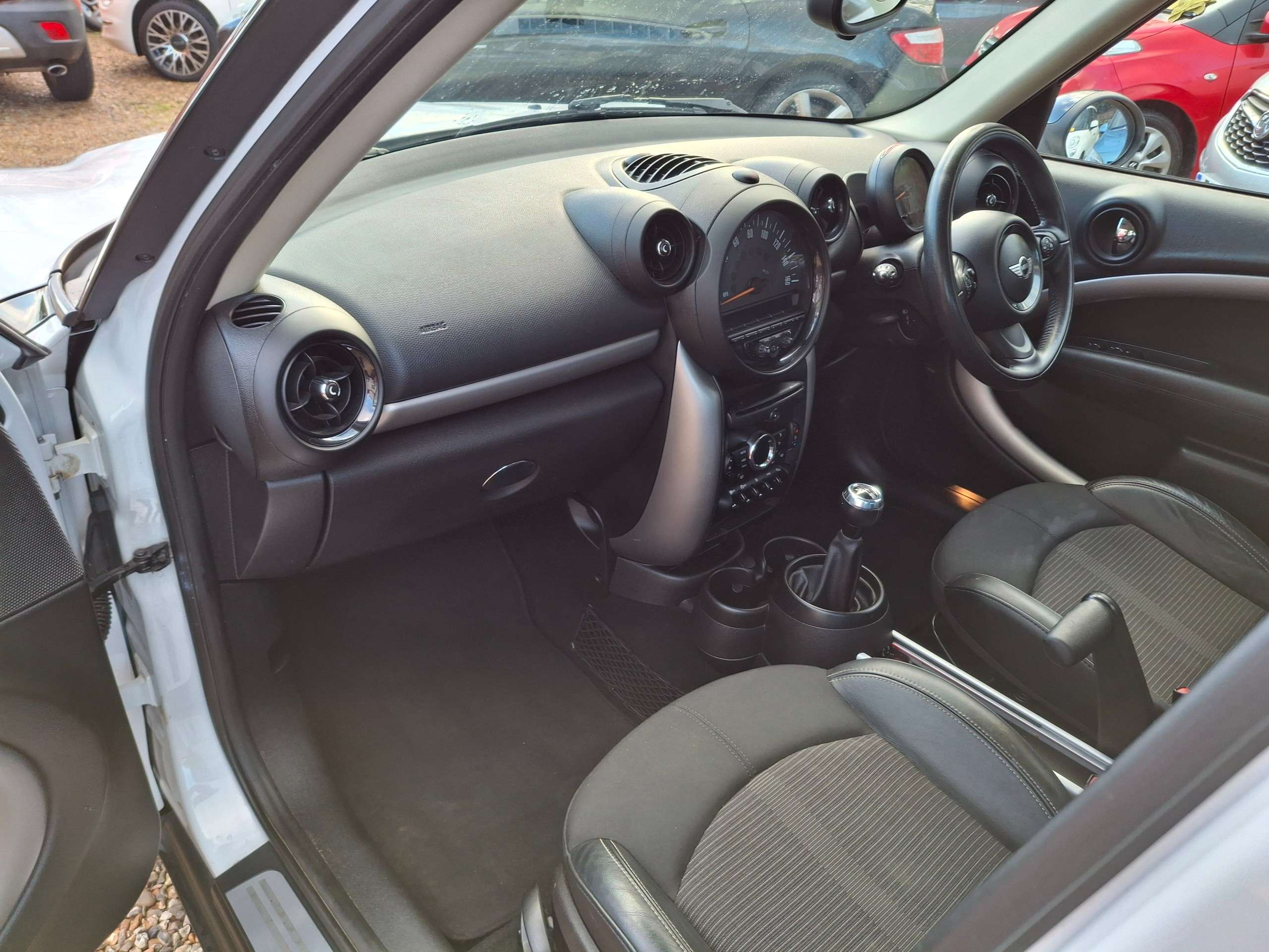 2014 MINI COUNTRYMAN 2014 MINI COUNTRYMAN