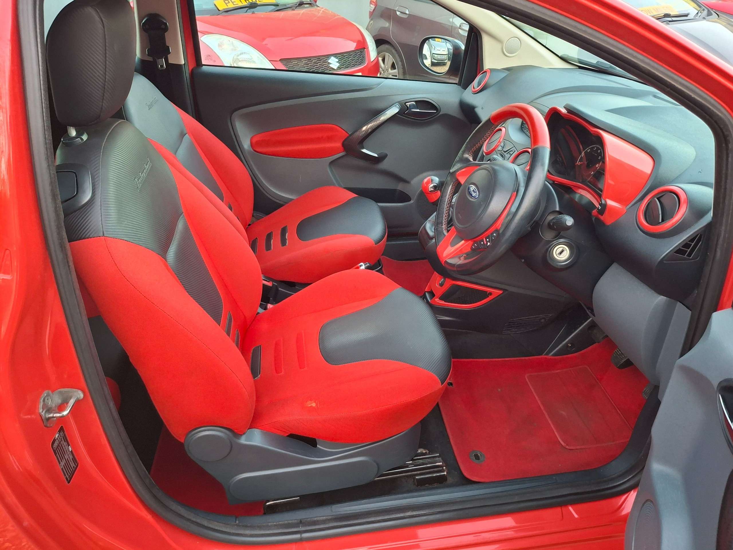 2012 FORD KA 2012 FORD KA