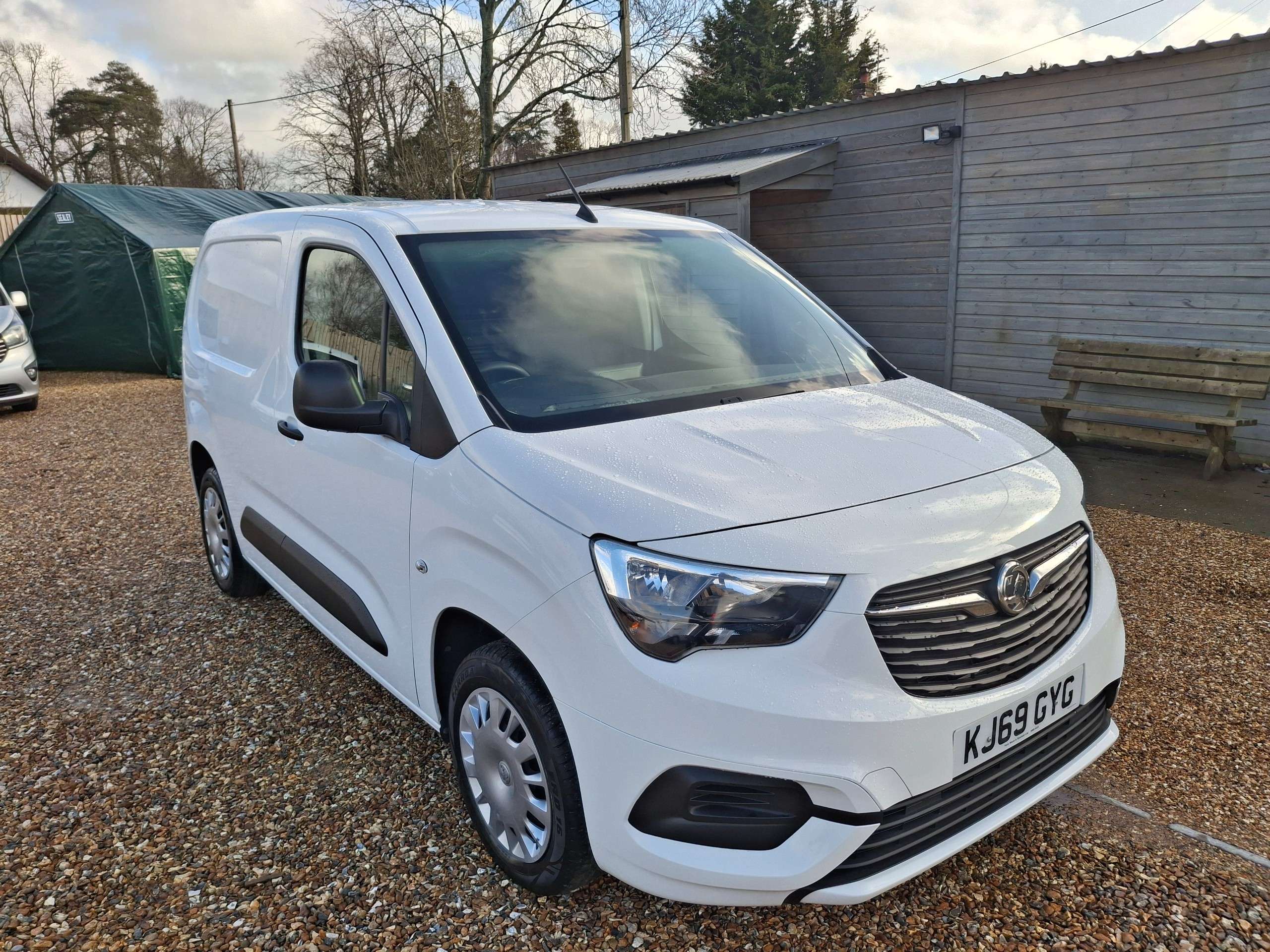 A 2020 VAUXHALL COMBO 1.5 Turbo D 2000 Sportive Panel Van 4dr Diesel Manual L1 H1 Euro 6 (s/s) (100 ps) A 2020 VAUXHALL COMBO 1.5 Turbo D 2000 Sportive Panel Van 4dr Diesel Manual L1 H1 Euro 6 (s/s) (100 ps)