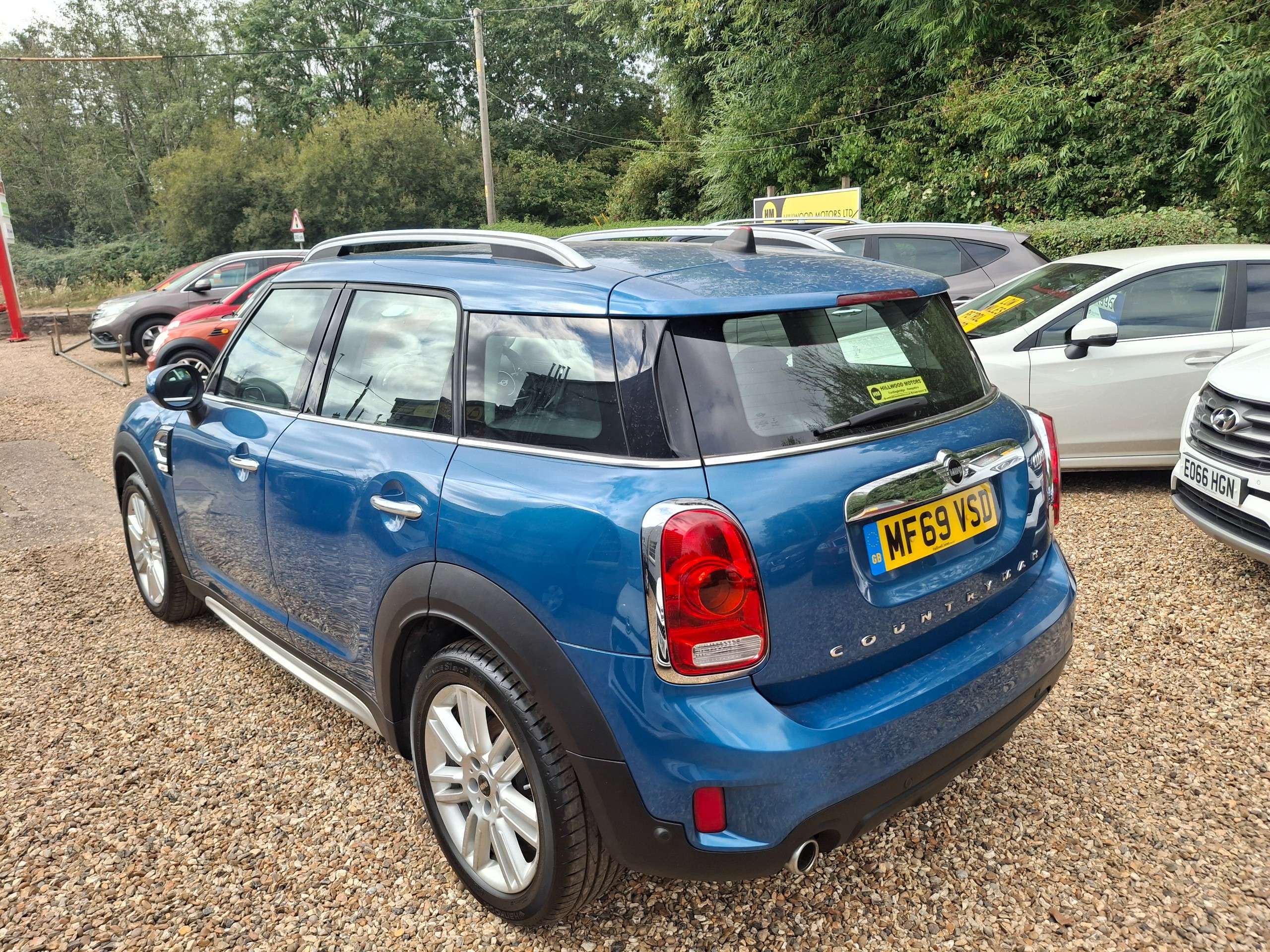 A 2019 MINI COUNTRYMAN 1.5 Cooper Exclusive SUV 5dr Petrol Manual Euro 6 (s/s) (136 ps) A 2019 MINI COUNTRYMAN 1.5 Cooper Exclusive SUV 5dr Petrol Manual Euro 6 (s/s) (136 ps)